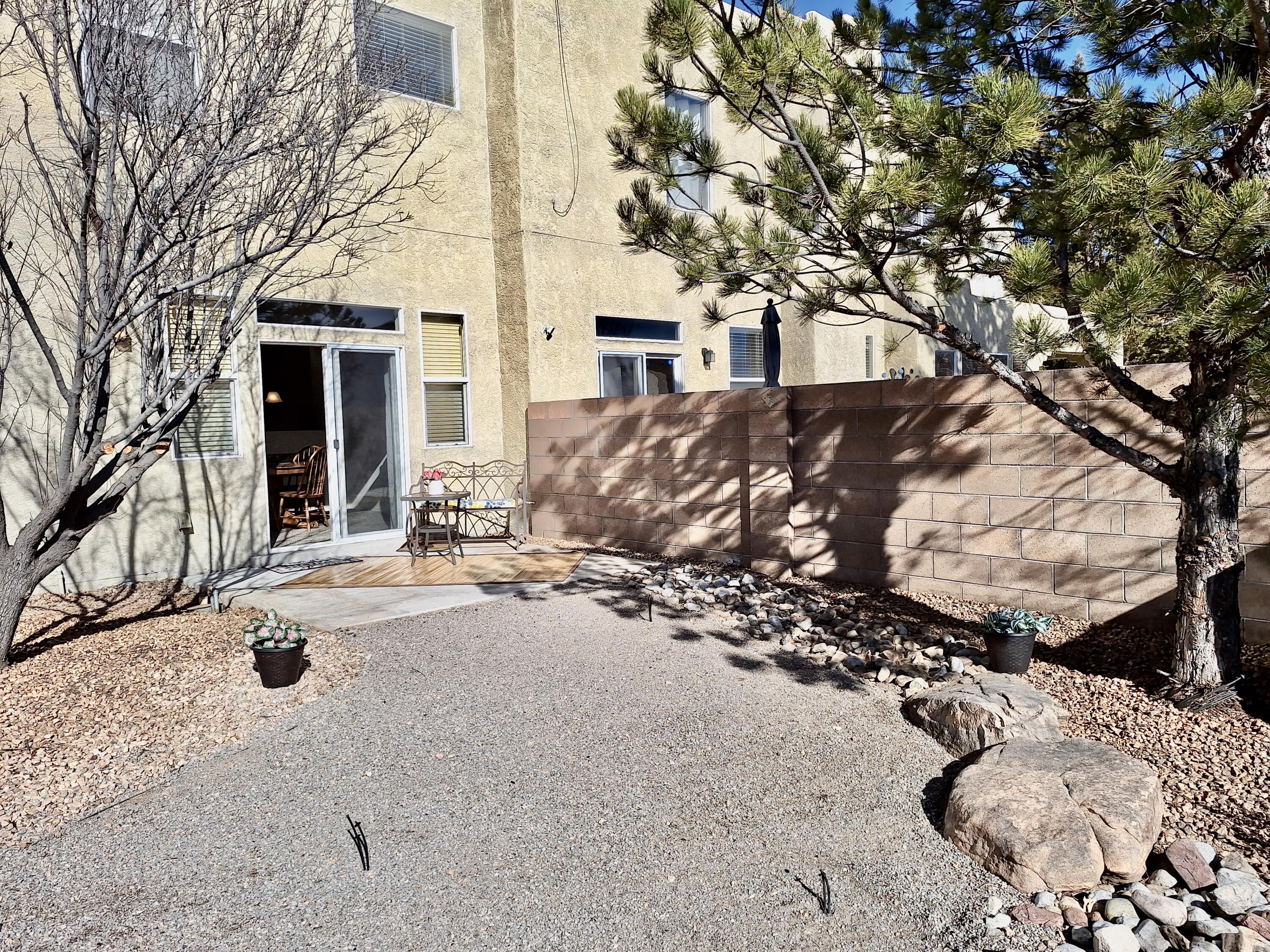 6536 Los Pueblos Place, Albuquerque, New Mexico image 12