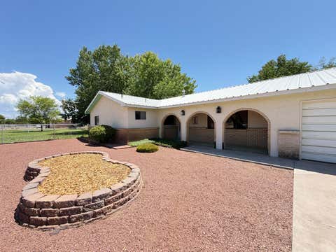 Photo of 2740 Valle Grande Road SW, Albuquerque, NM 87105 (MLS # 1108242)