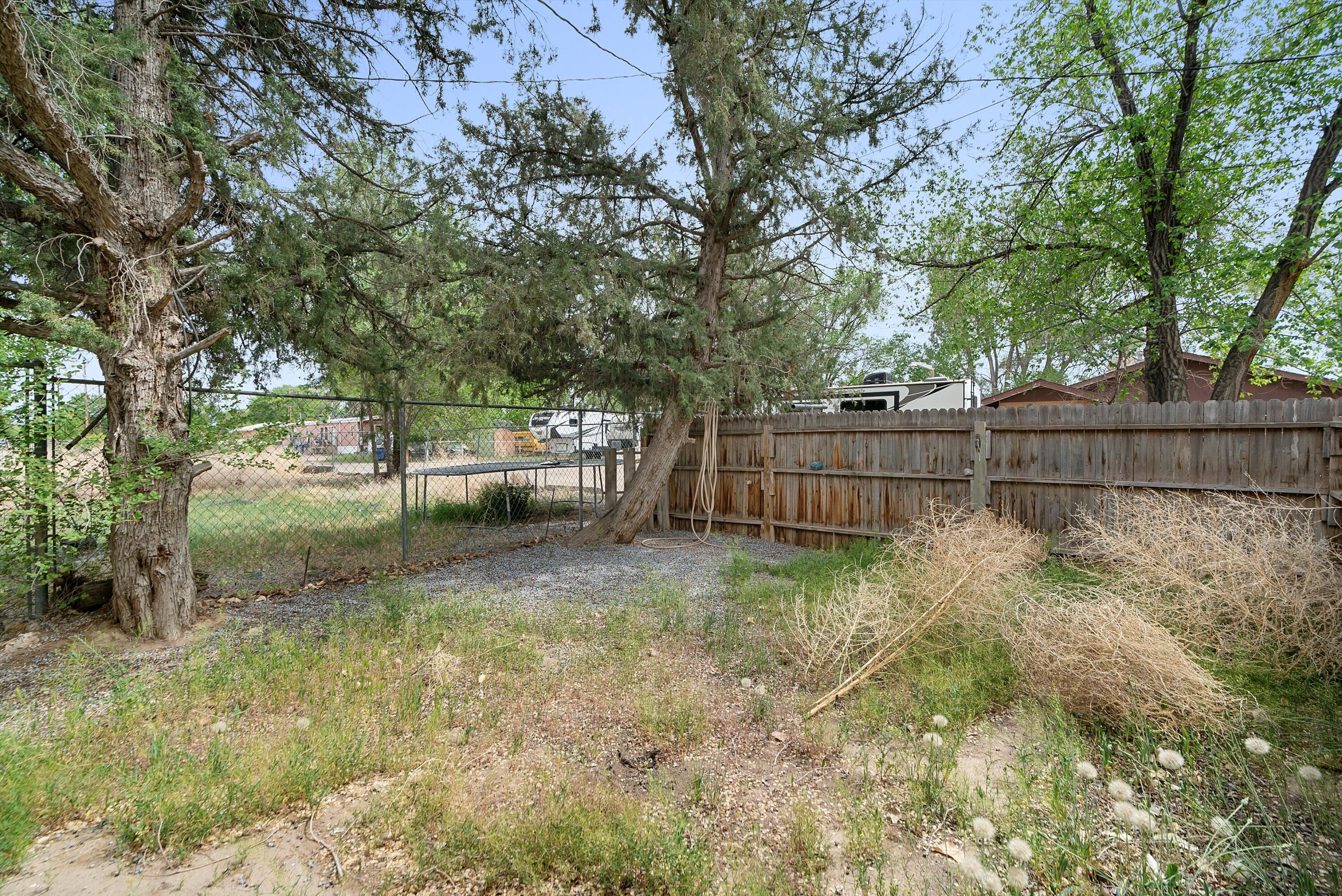 253 & 259 Gonzales Lane, Los Lunas, New Mexico image 21