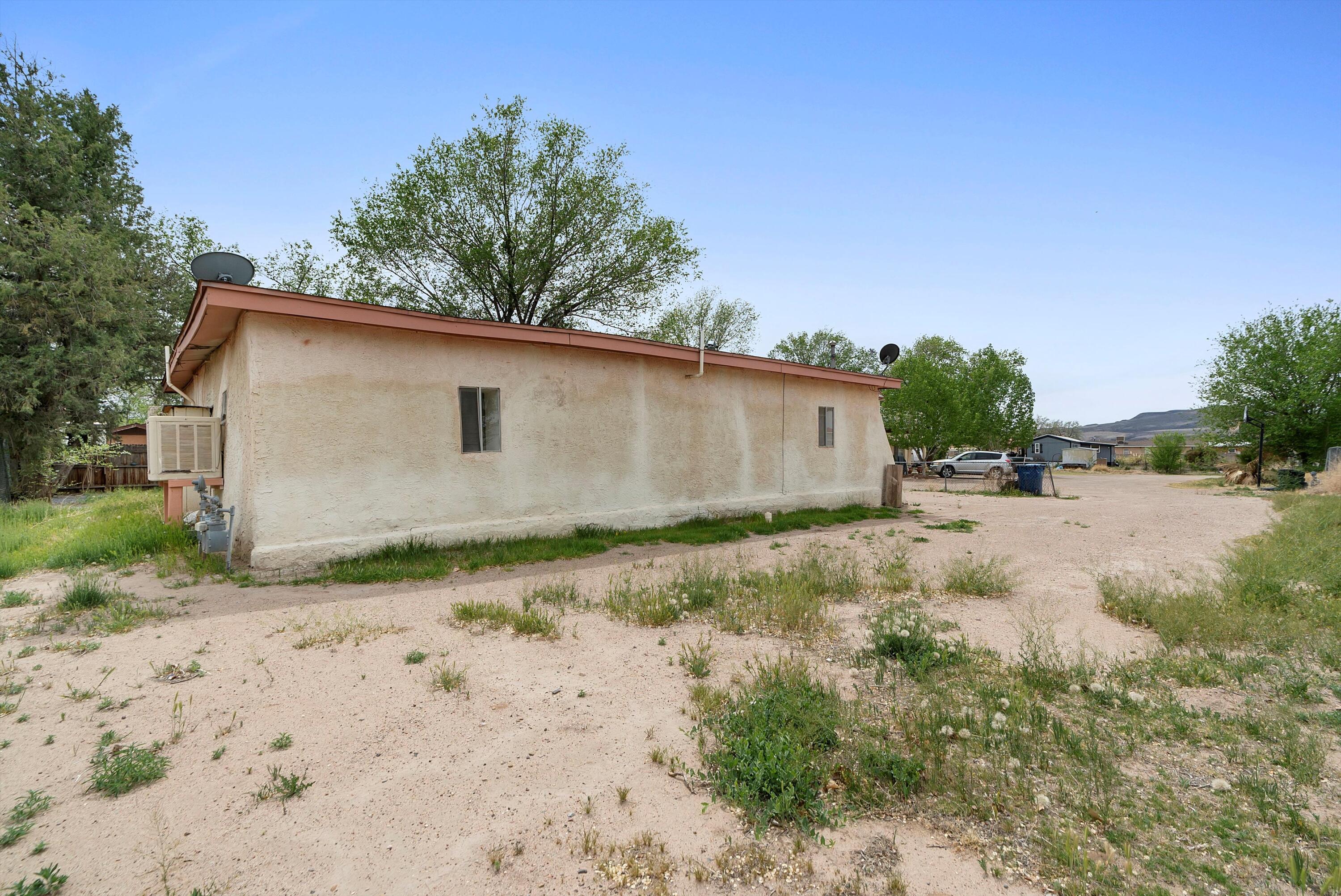 253 & 259 Gonzales Lane, Los Lunas, New Mexico image 20