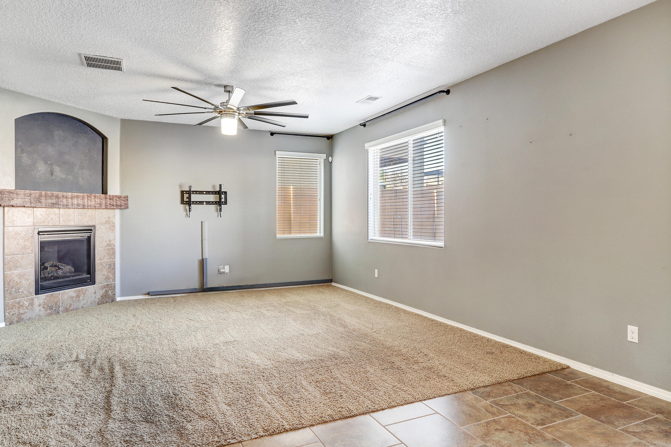 7320 Skagway Drive NE