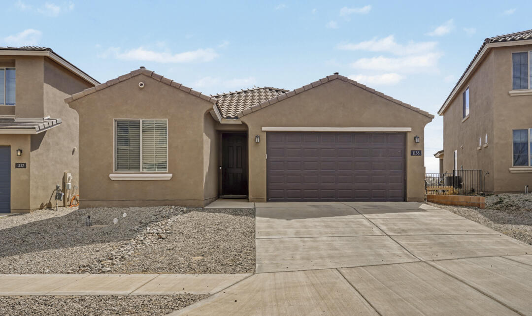 1136 Vallecito Loop NW