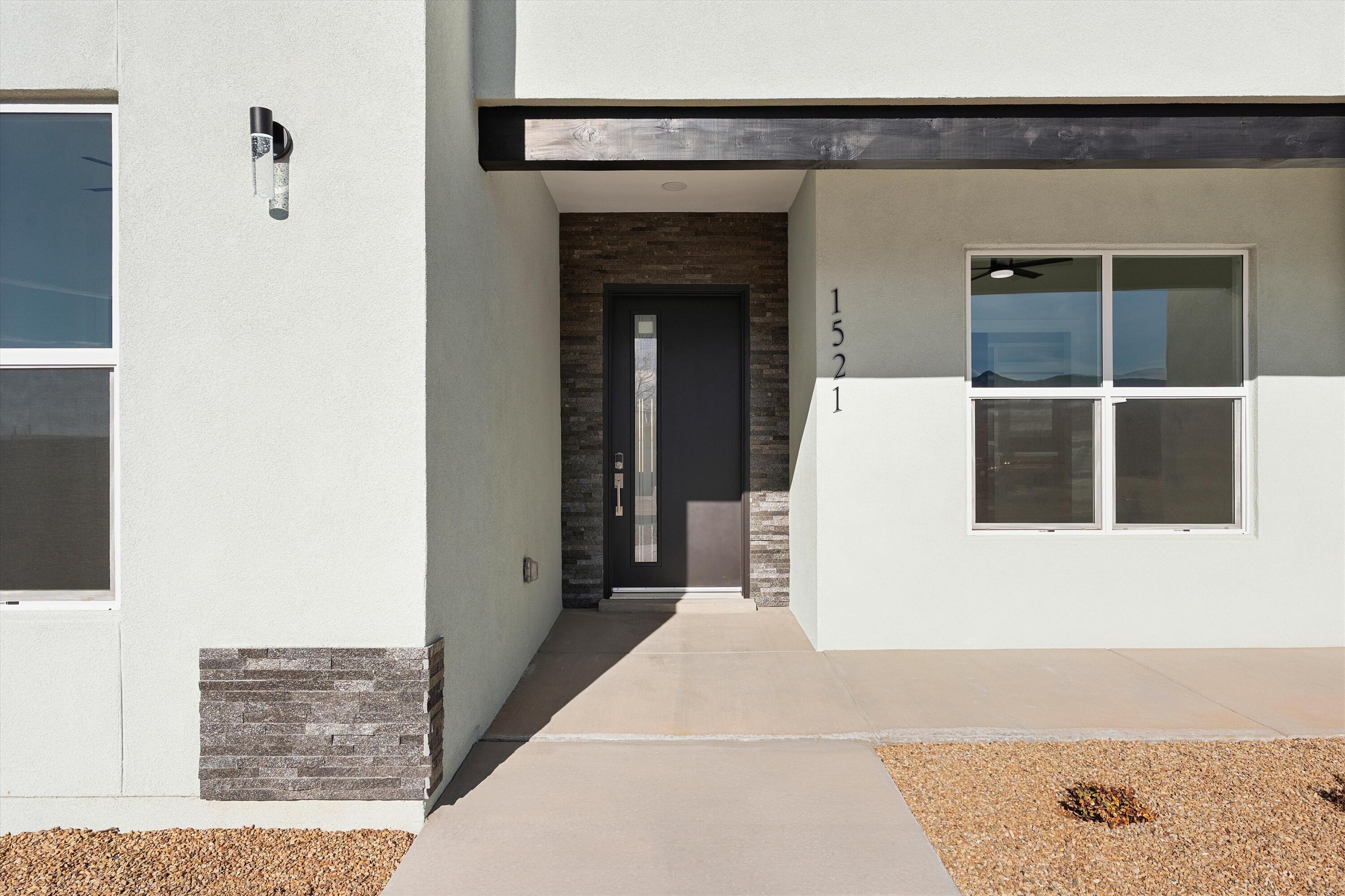 1521 MONTERREY Road NE