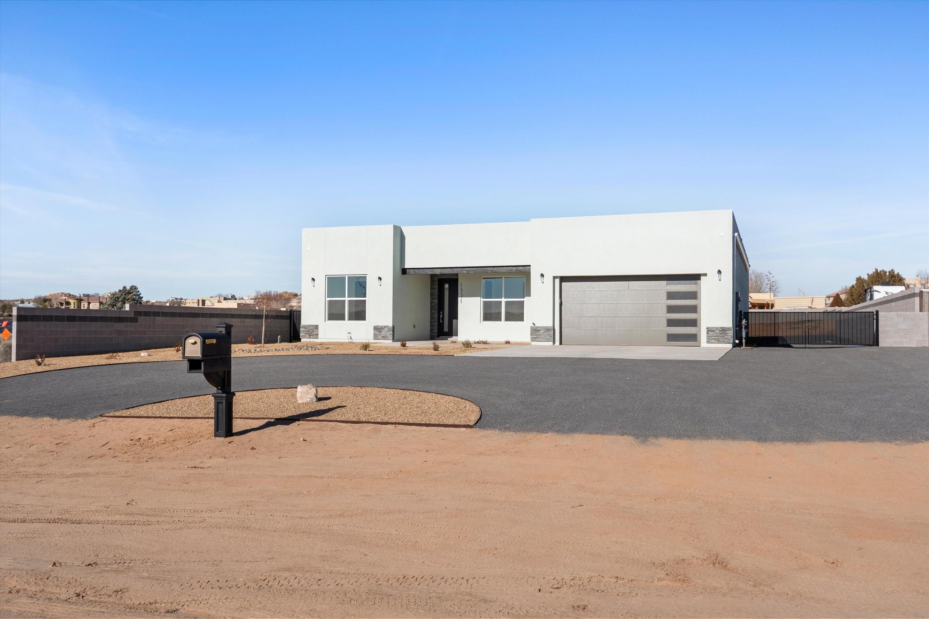 1521 MONTERREY Road NE