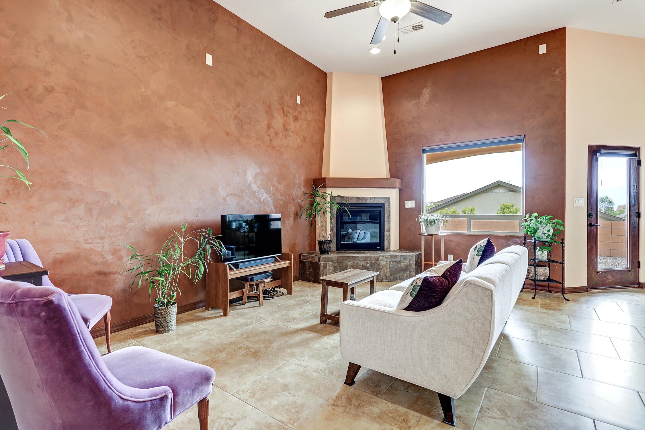 1712 Chisholm Trail NE