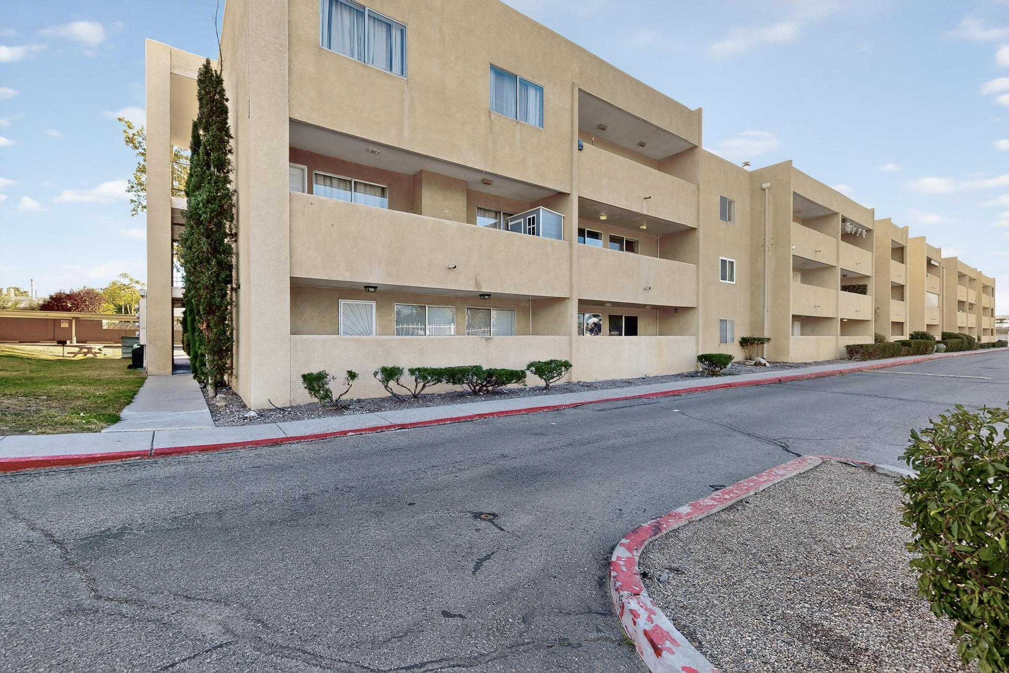 4200 Montgomery Boulevard NE 209