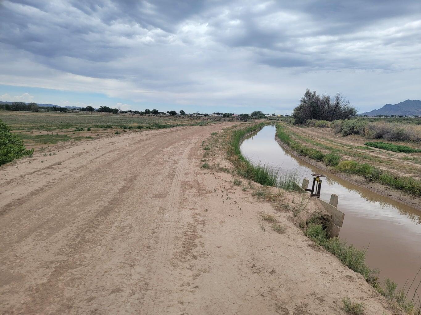 Olive Lane, Lemitar, New Mexico image 23