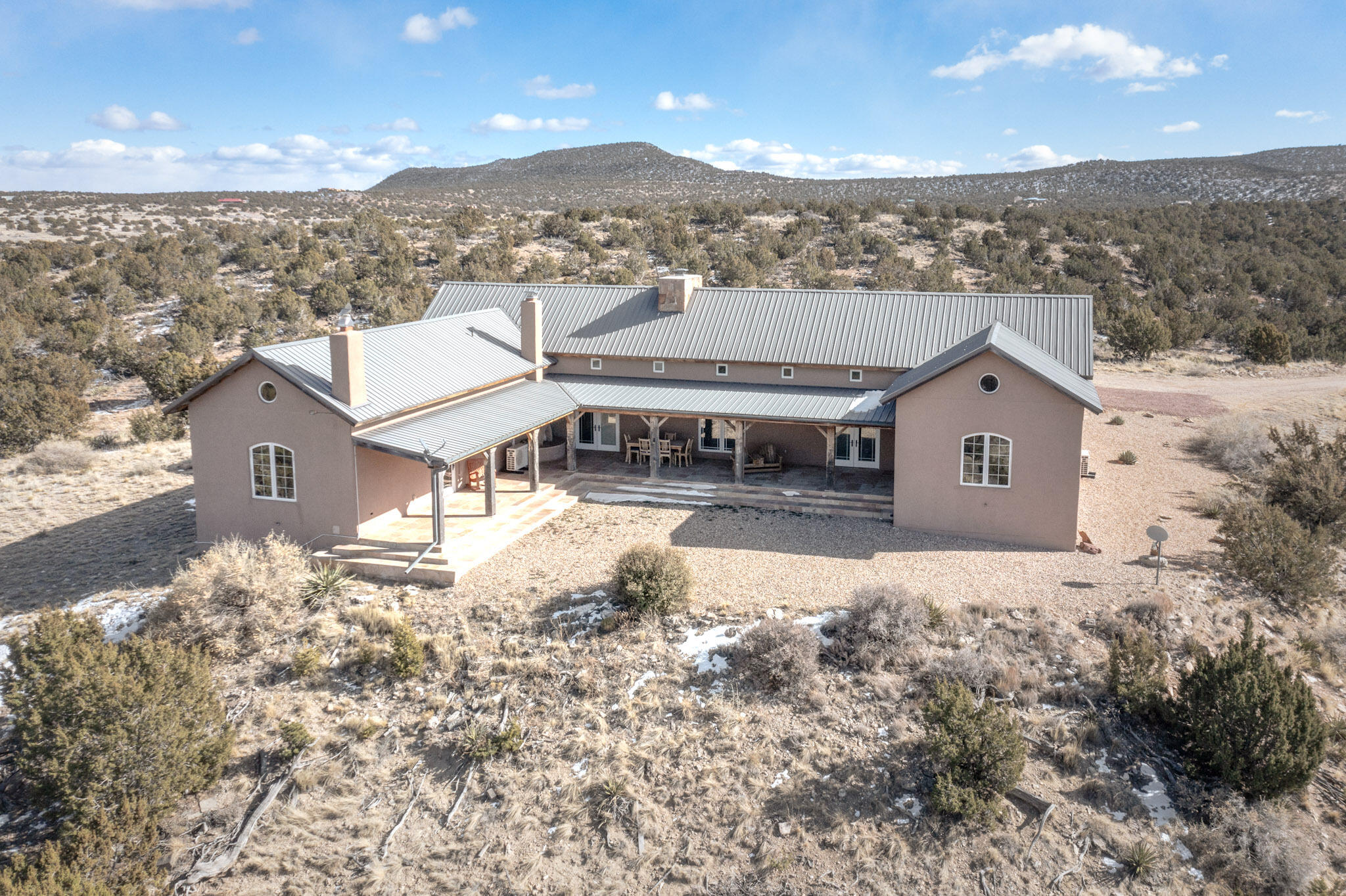 656 Deer Canyon Trail, Mountainair, New Mexico image 1