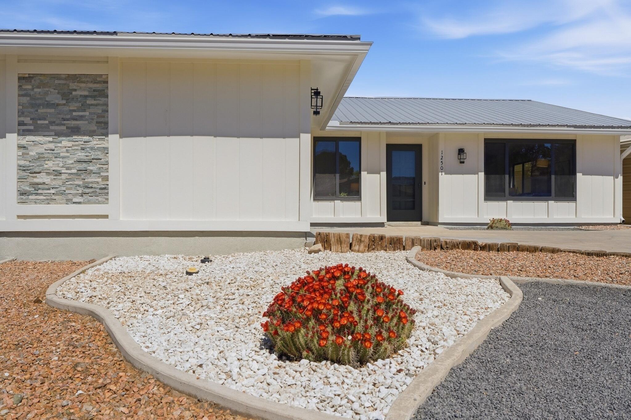 12501 Iroquois Place NE