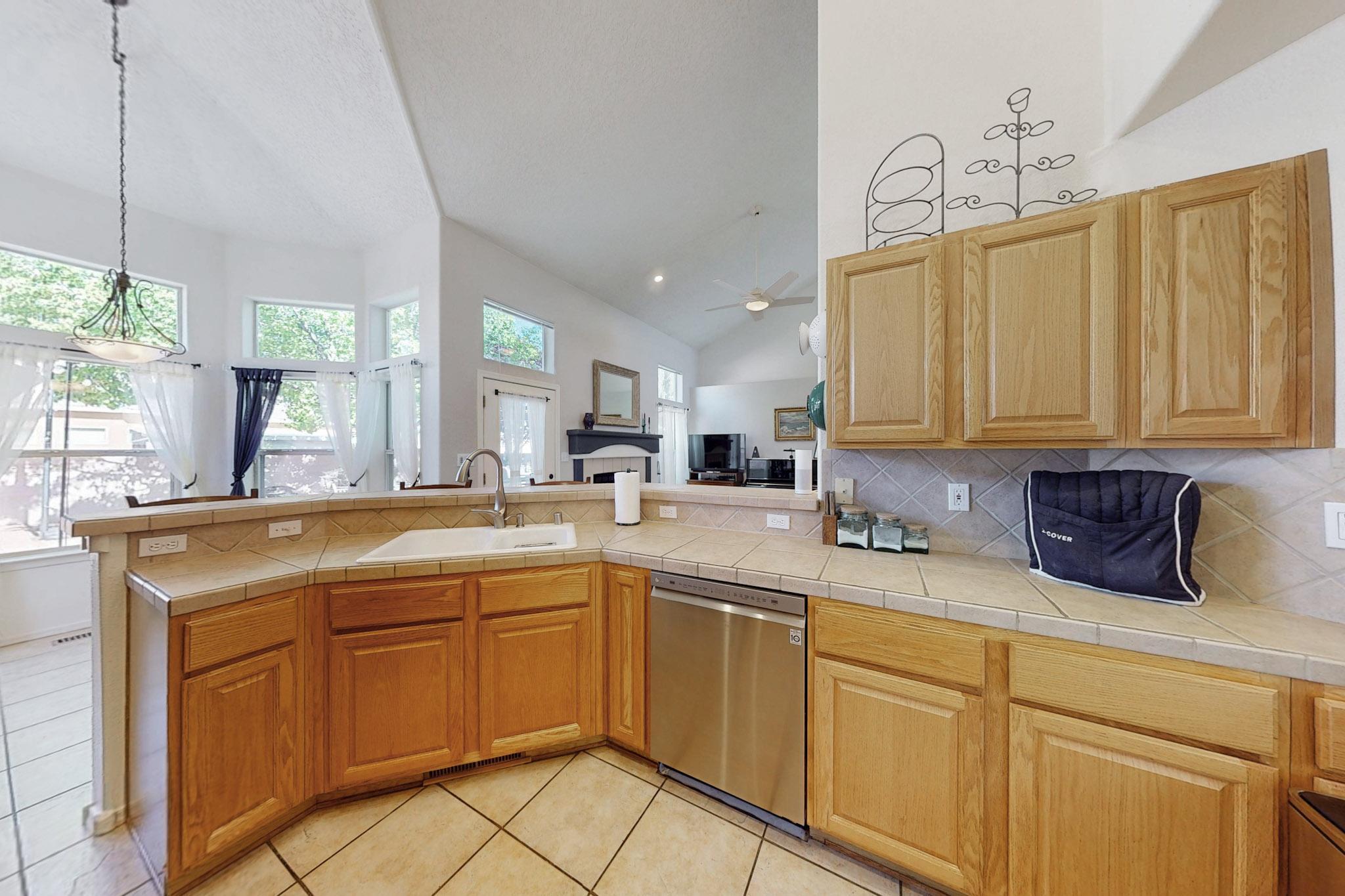 8108 Rancho Viejo Court, Albuquerque, New Mexico image 14