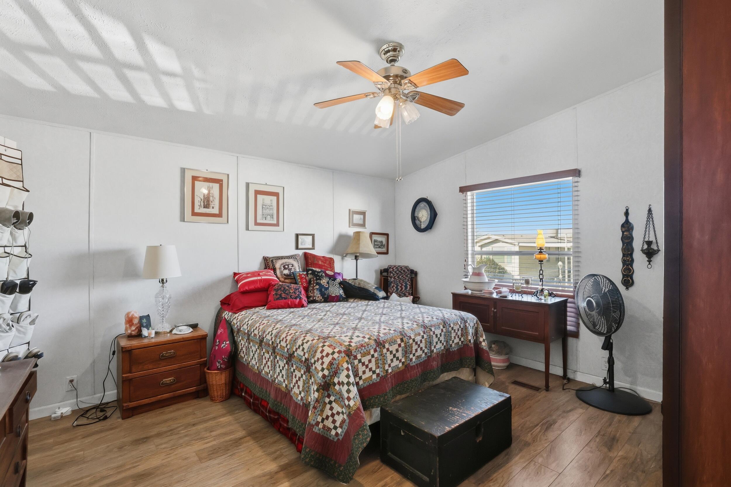 7124 Springfield Drive NE