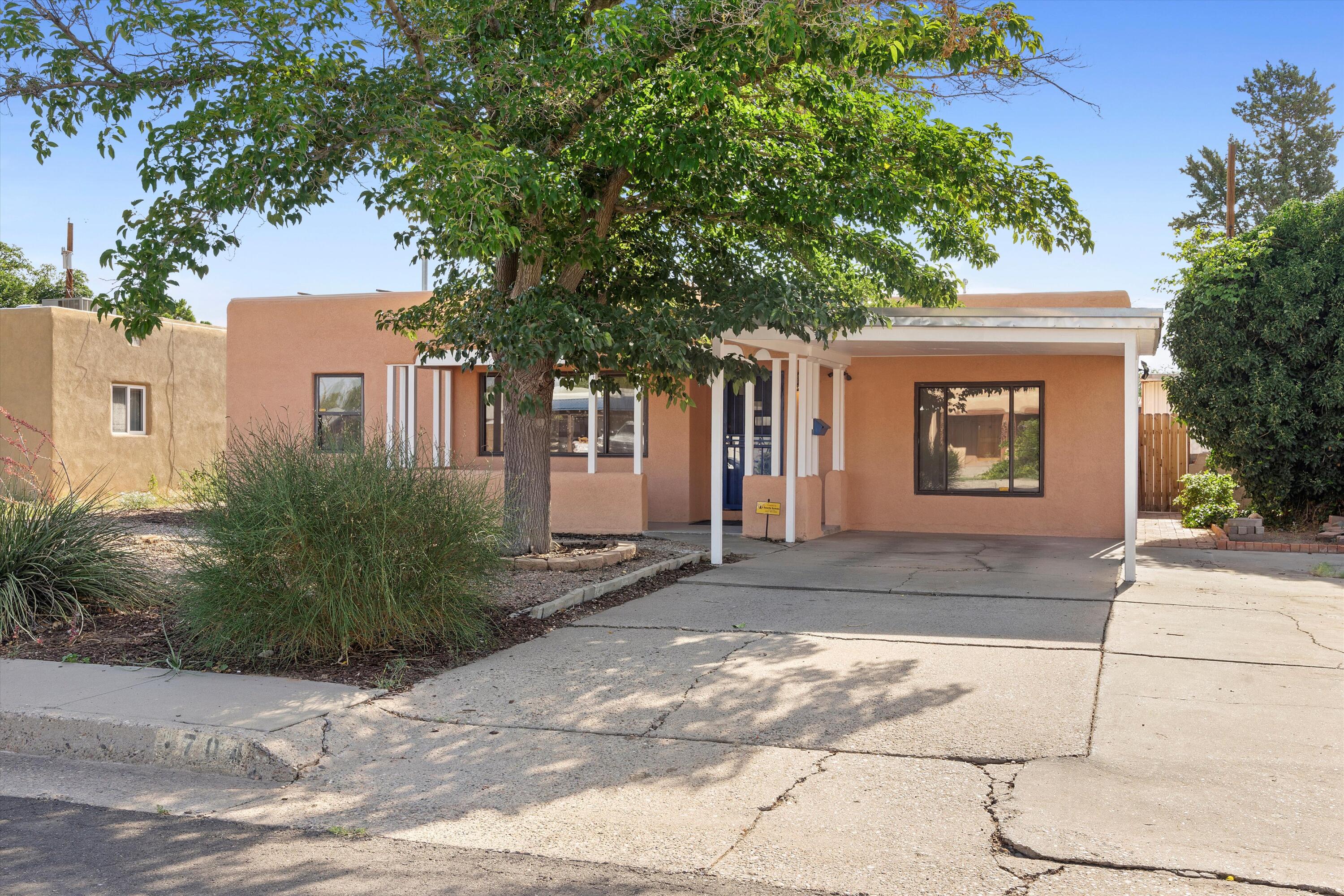 View Albuquerque, NM 87108 house