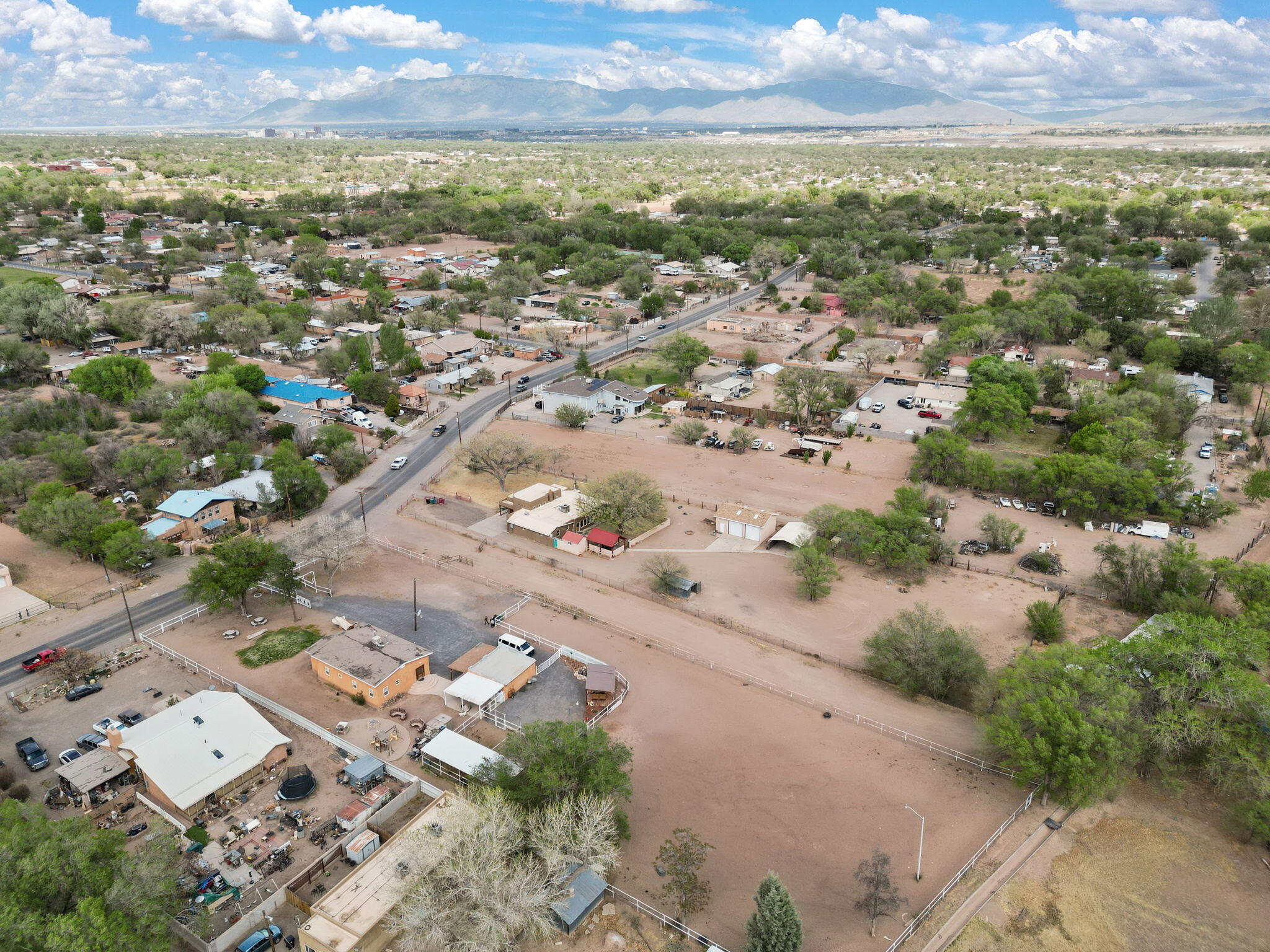 2918 Blake Road, Albuquerque, New Mexico image 41
