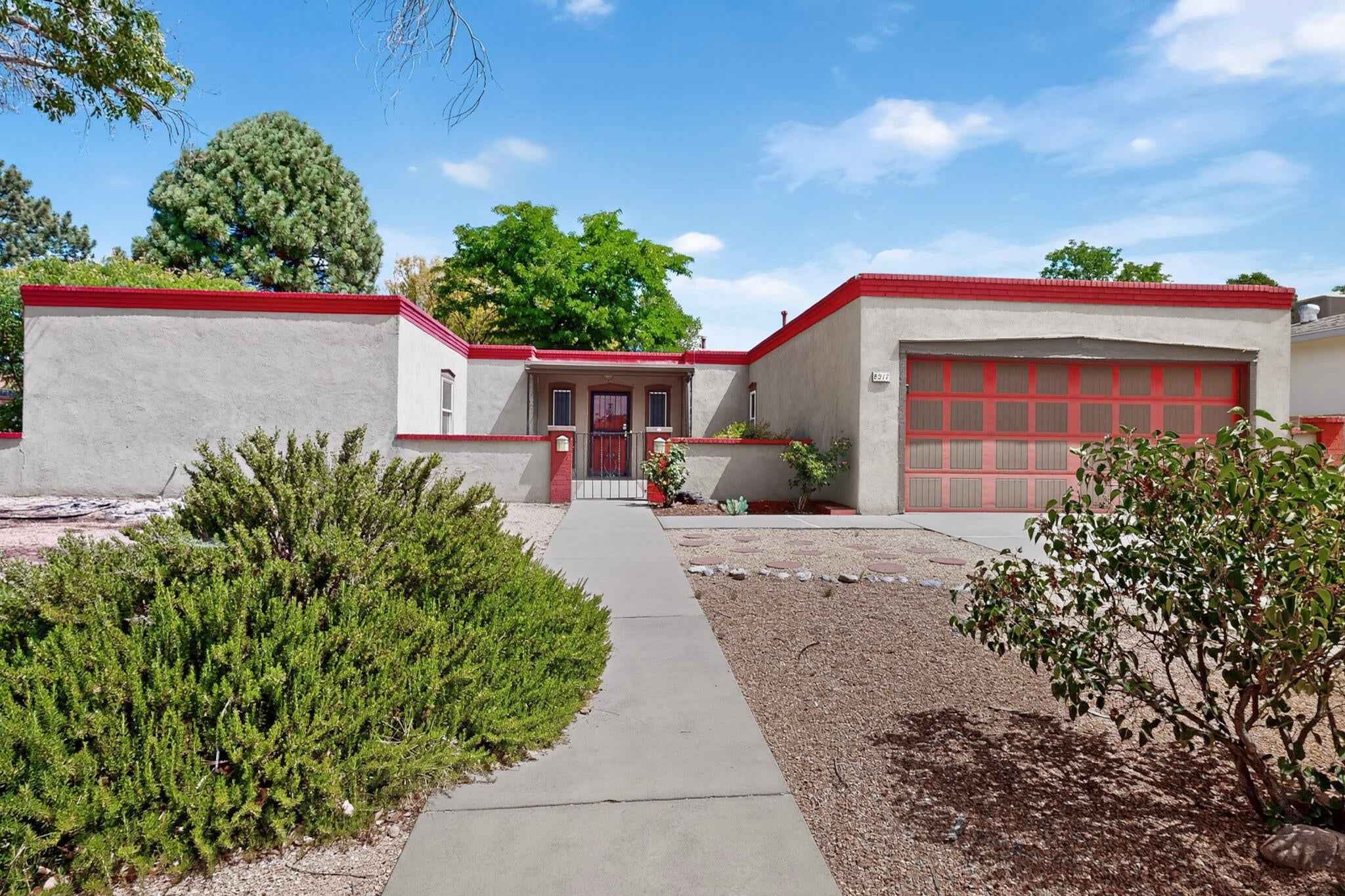 8217 NORTHRIDGE Avenue NE