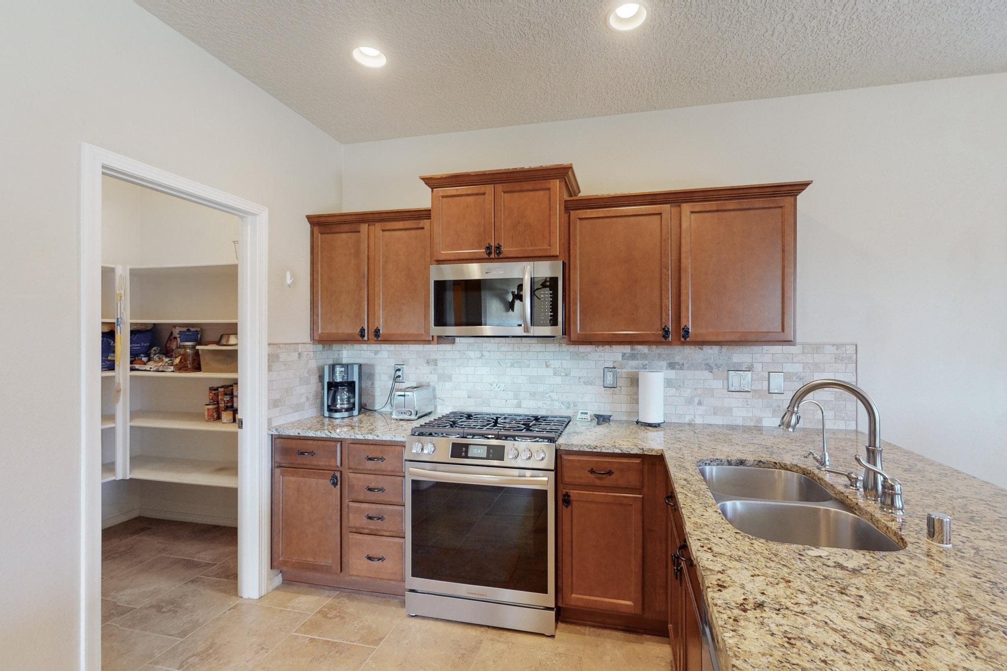 2702 Full Moon Court, Rio Rancho, New Mexico image 9