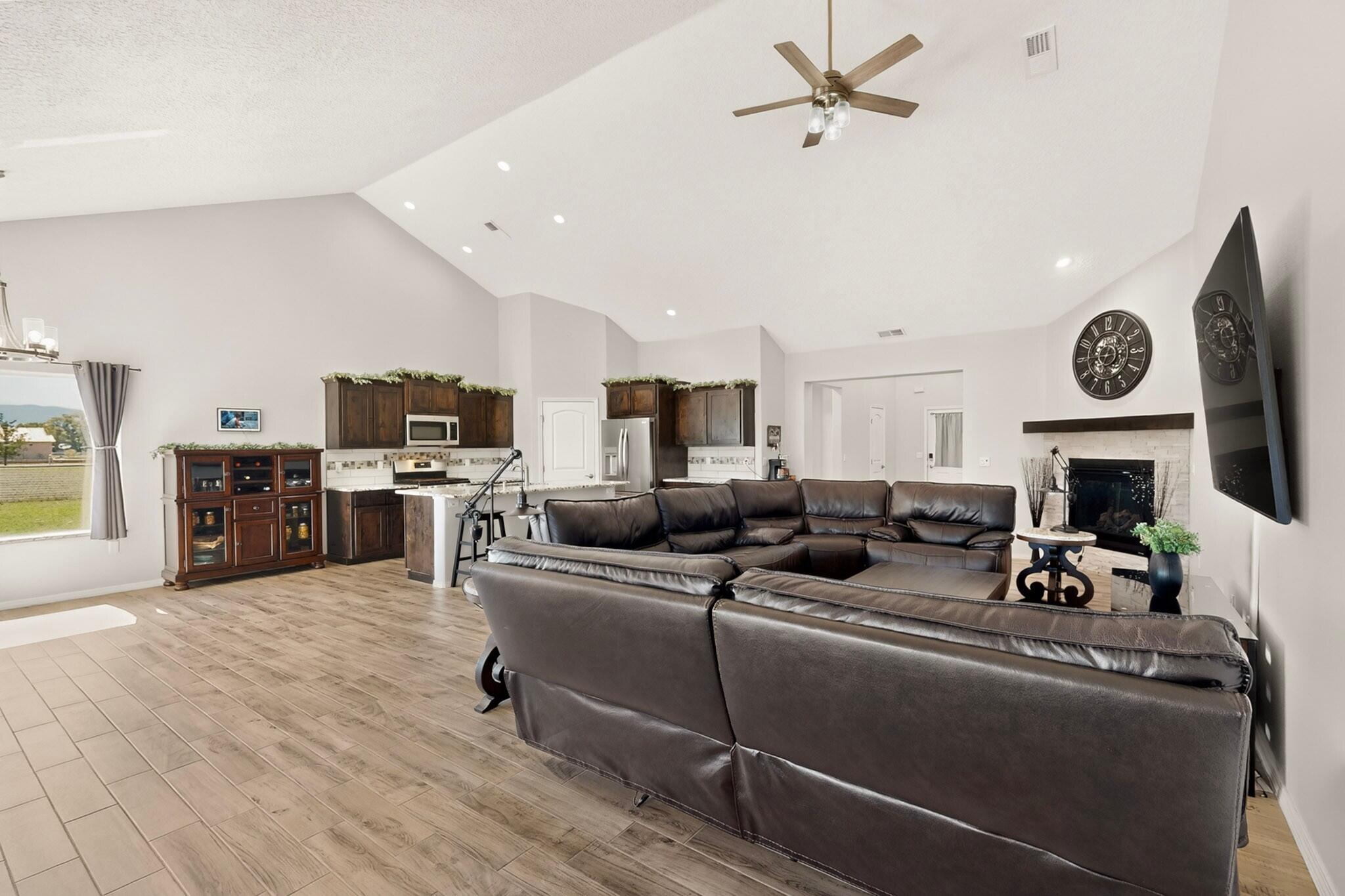 5 Eli Court