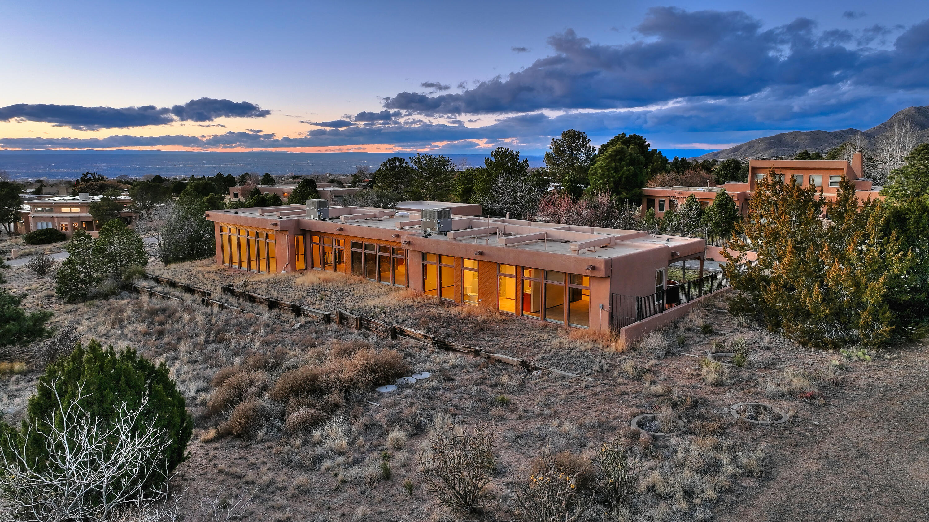 1180 Laurel Place NE