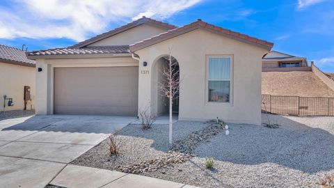 Photo of 1371 Vallecito Court NW, Los Lunas, NM 87031 (MLS # 1098325)