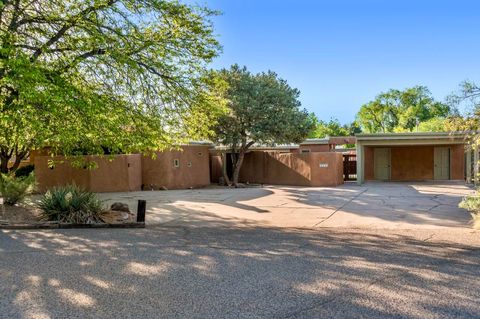 Photo of 4000 Ivy Lawn Court NW, Albuquerque, NM 87107 (MLS # 1099108)