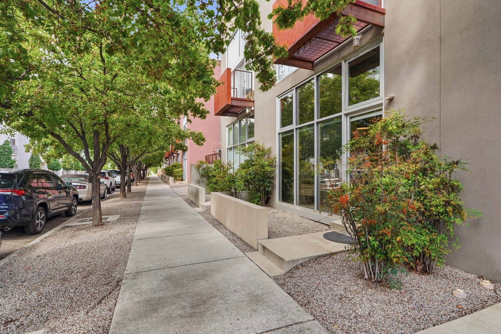 821 Silver Avenue SW