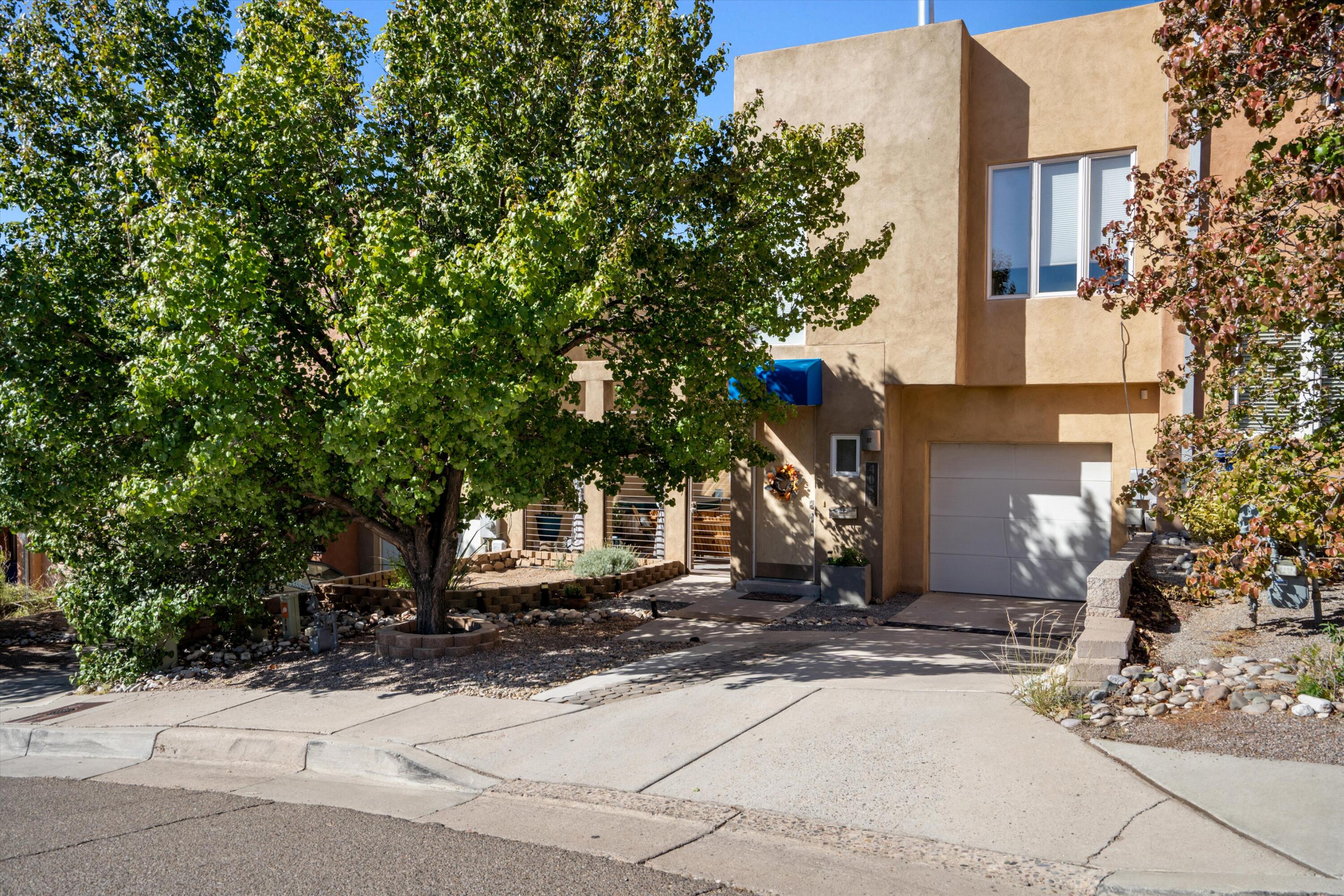 405 Ridge Place #B, Albuquerque, New Mexico image 1