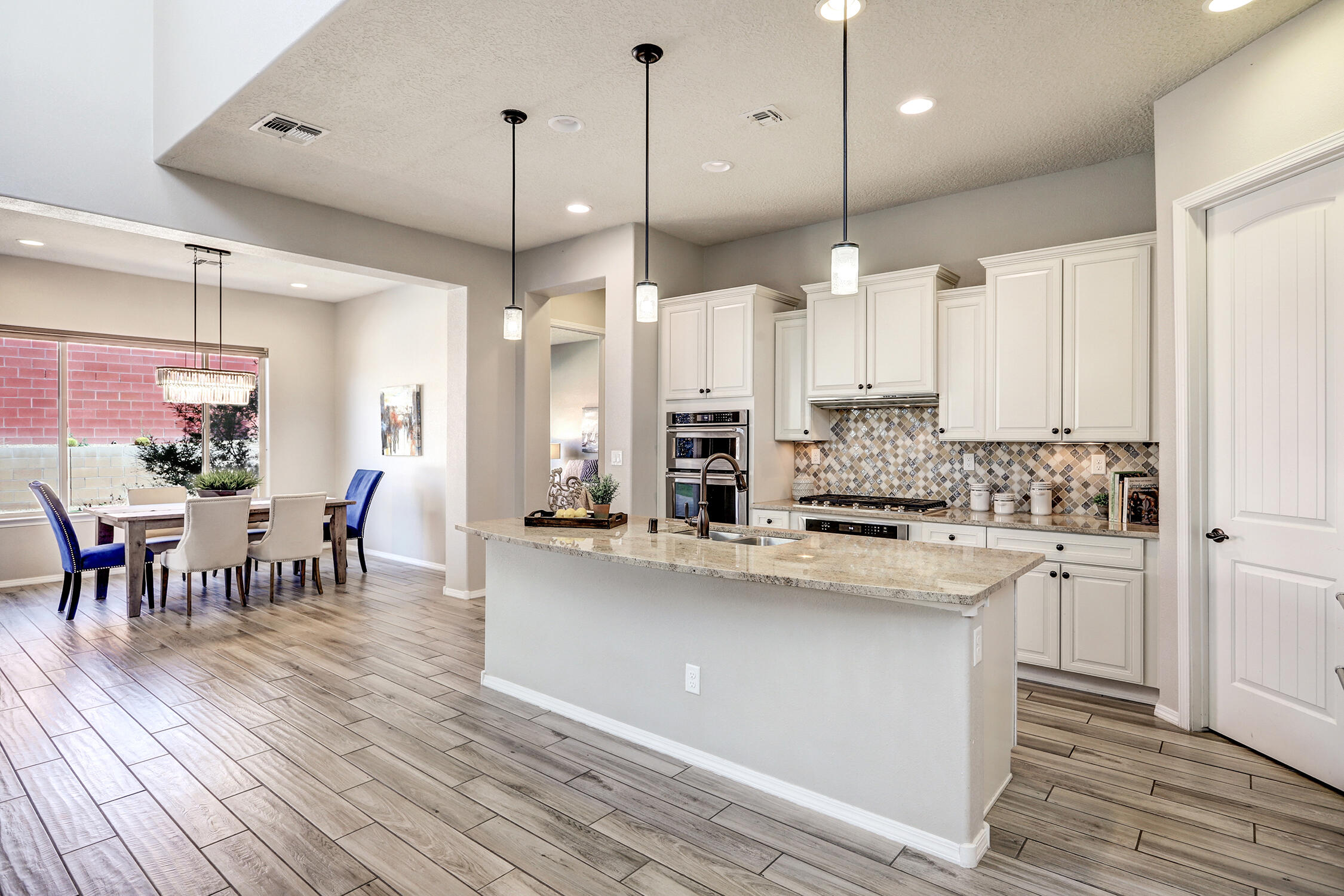 843 Mesa Roja Trail, Rio Rancho, New Mexico image 7