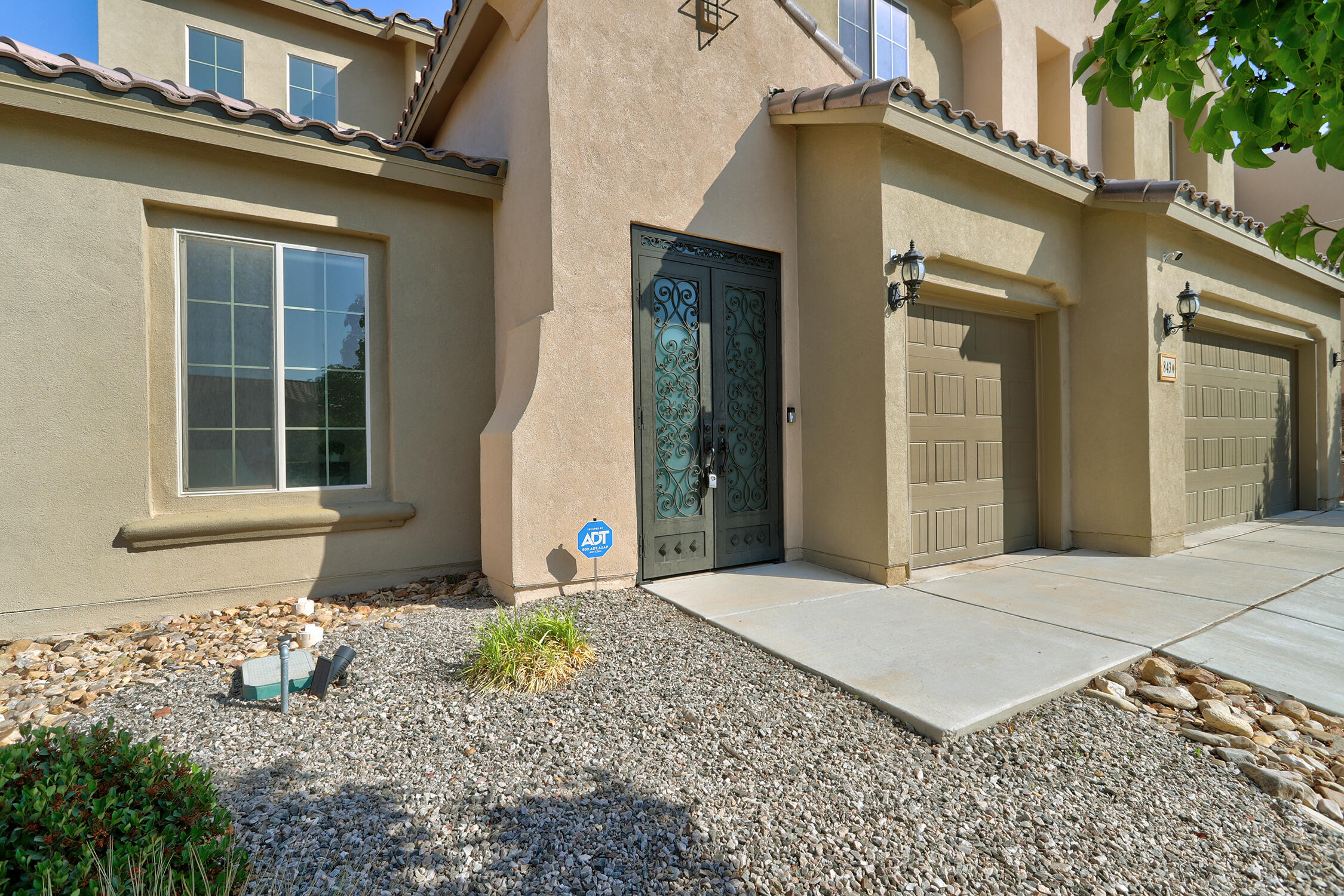 843 Mesa Roja Trail, Rio Rancho, New Mexico image 2