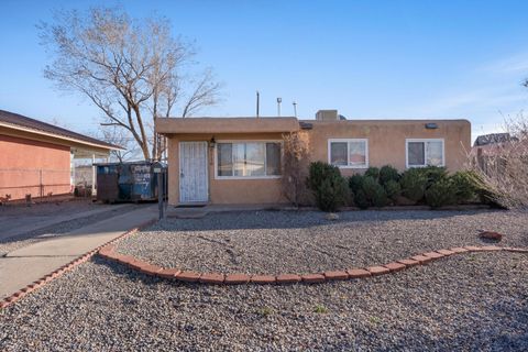 8116 Kathryn Avenue SE Albuquerque NM 87108