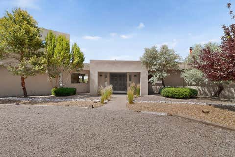 Homes For Sale - 984 Lynx Loop<br/> Albuquerque, NM 87122