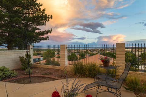 Homes For Sale - 4612 Miramar Drive<br/> Albuquerque, NM 87114