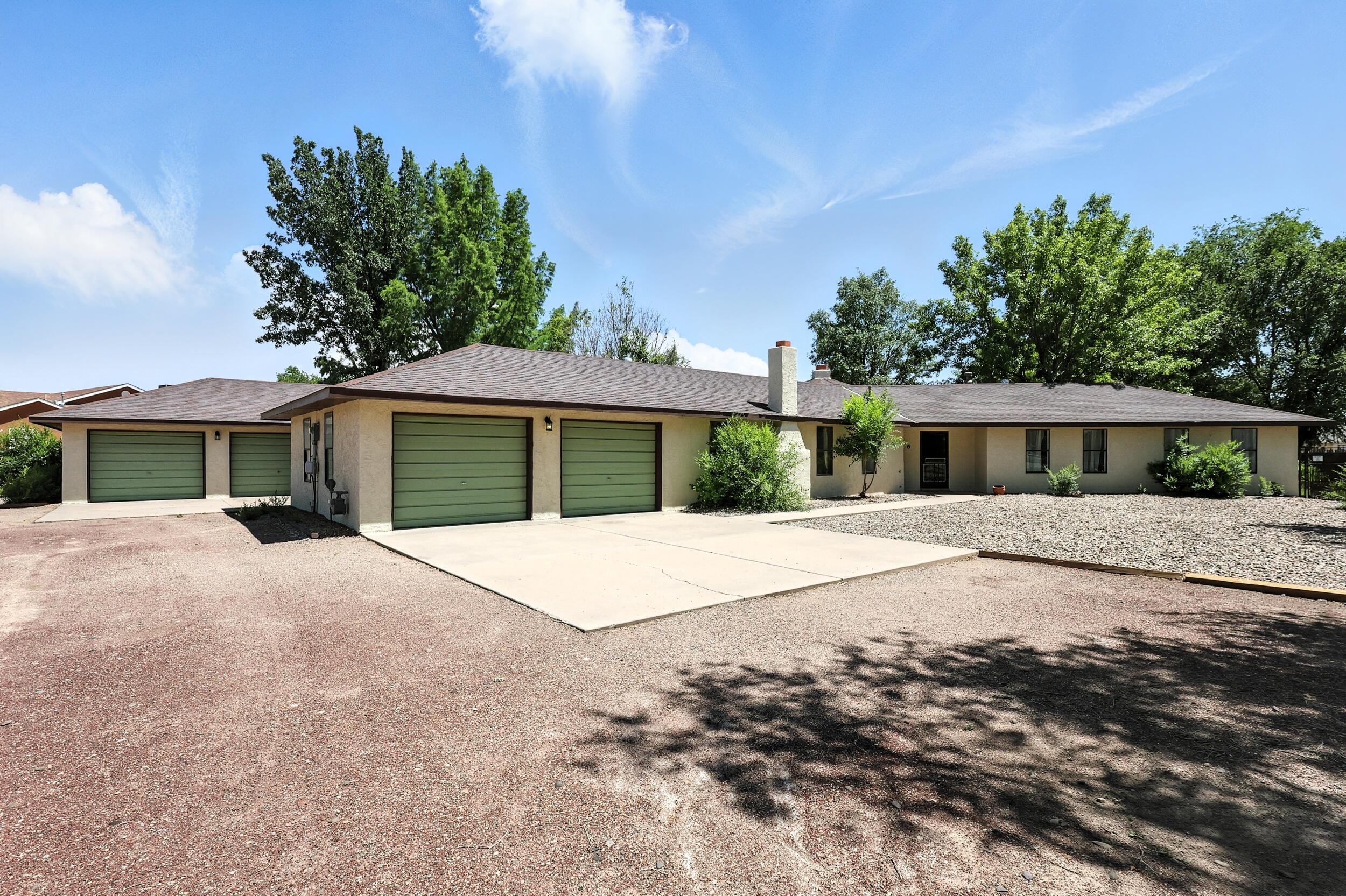 6 SHADY Lane