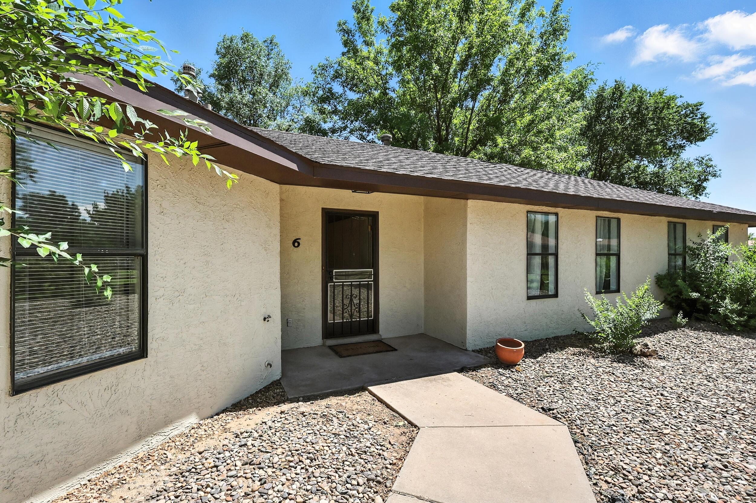 6 SHADY Lane