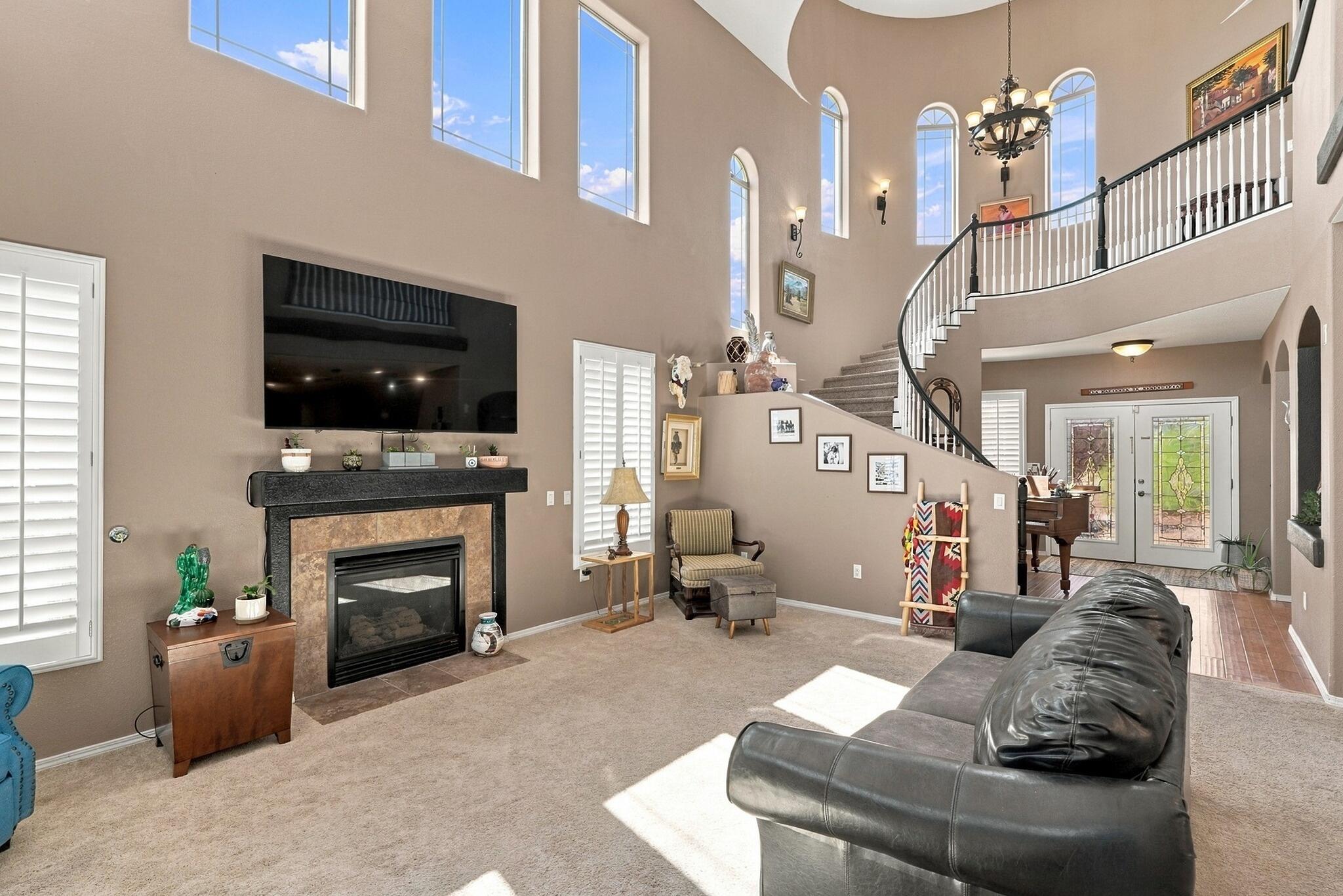 608 3rd Street NE