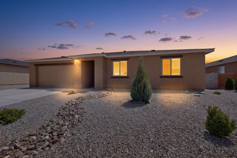 Photo of 2501 Desi Loop, Belen, NM 87002 (MLS # 1102199)