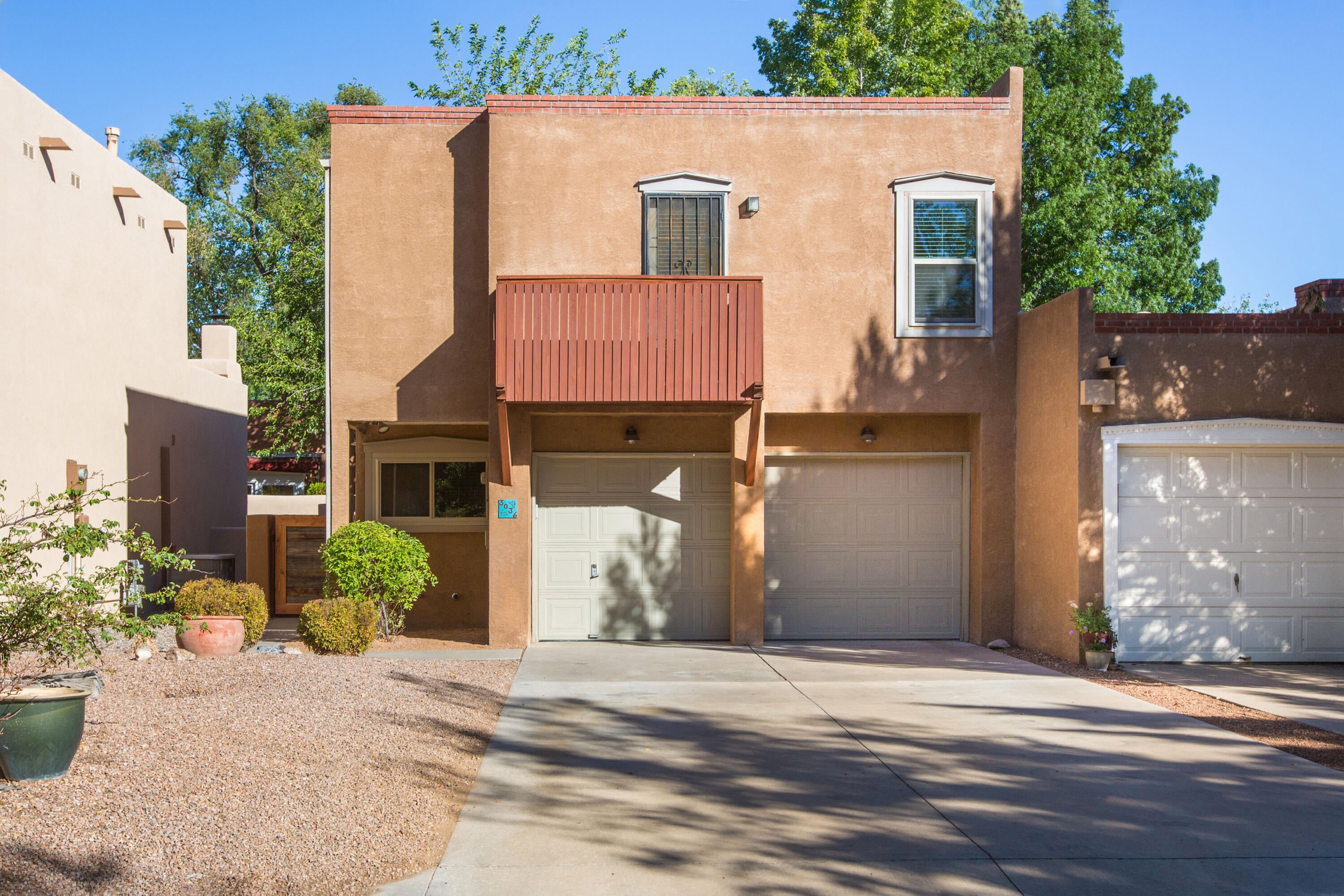 3036 Sombra Del Rio NW
