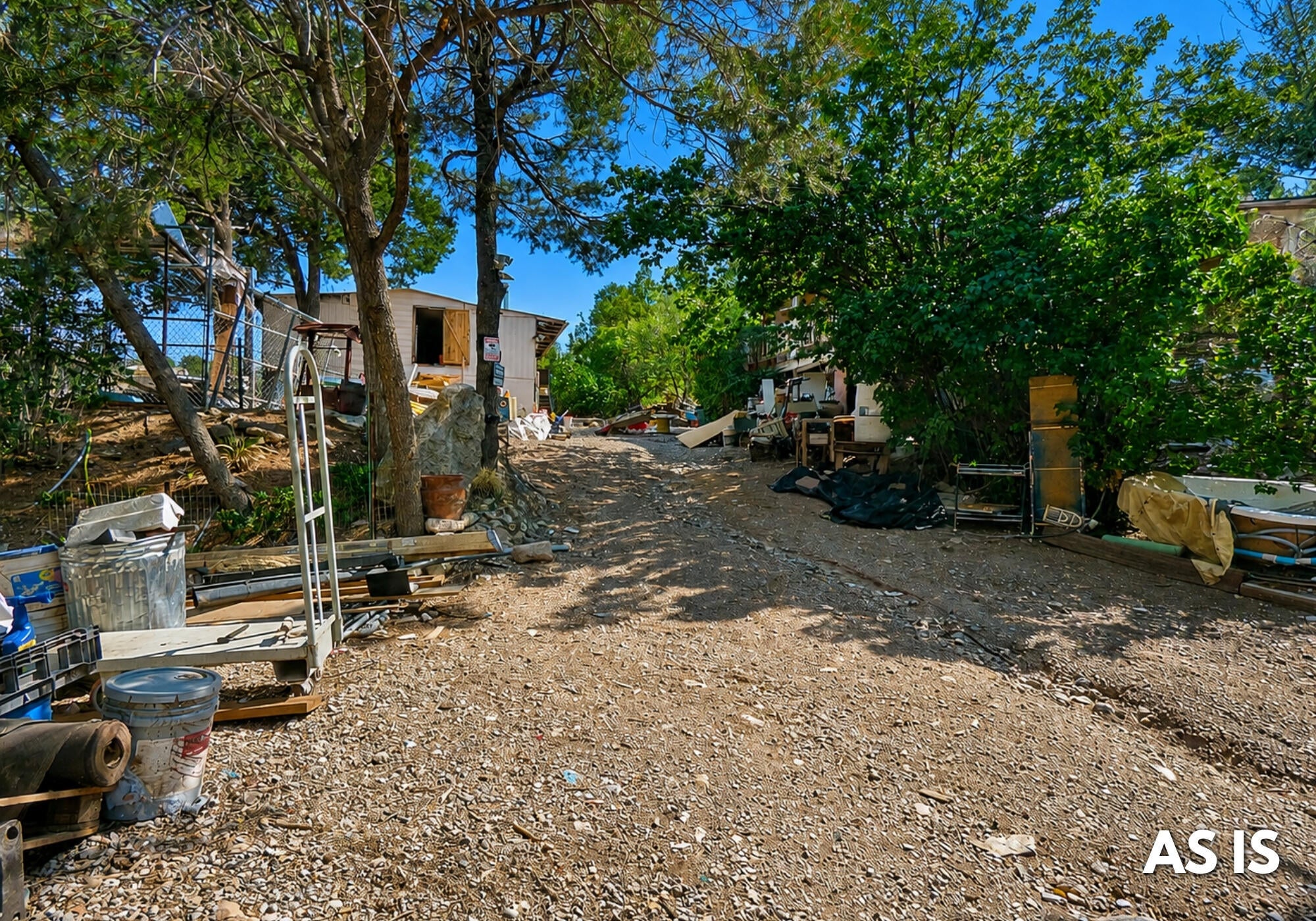 6 Sedillo Road