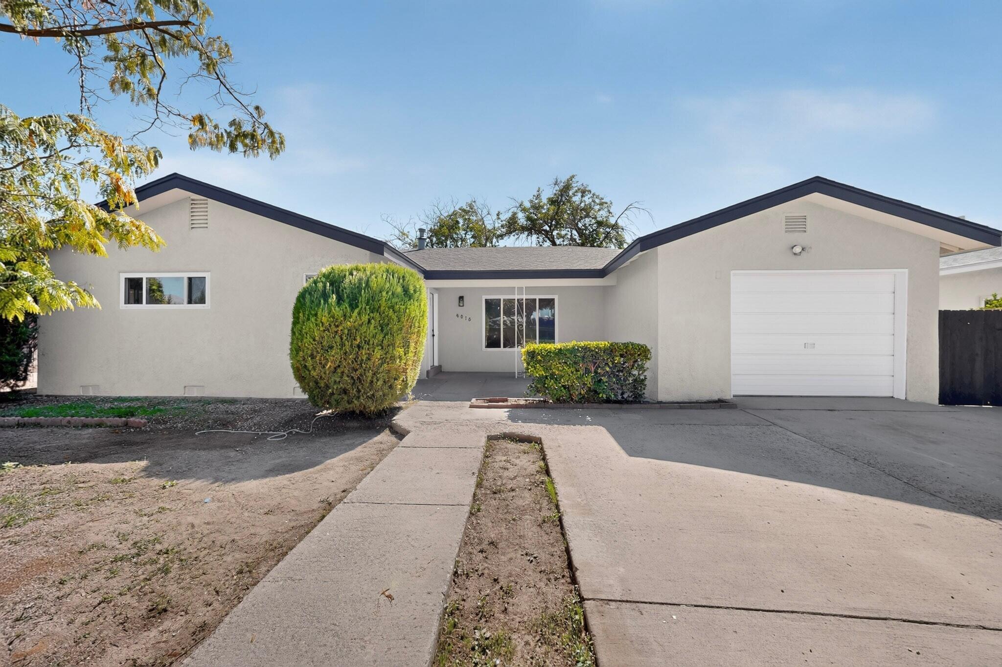 4016 Ponderosa Avenue NE