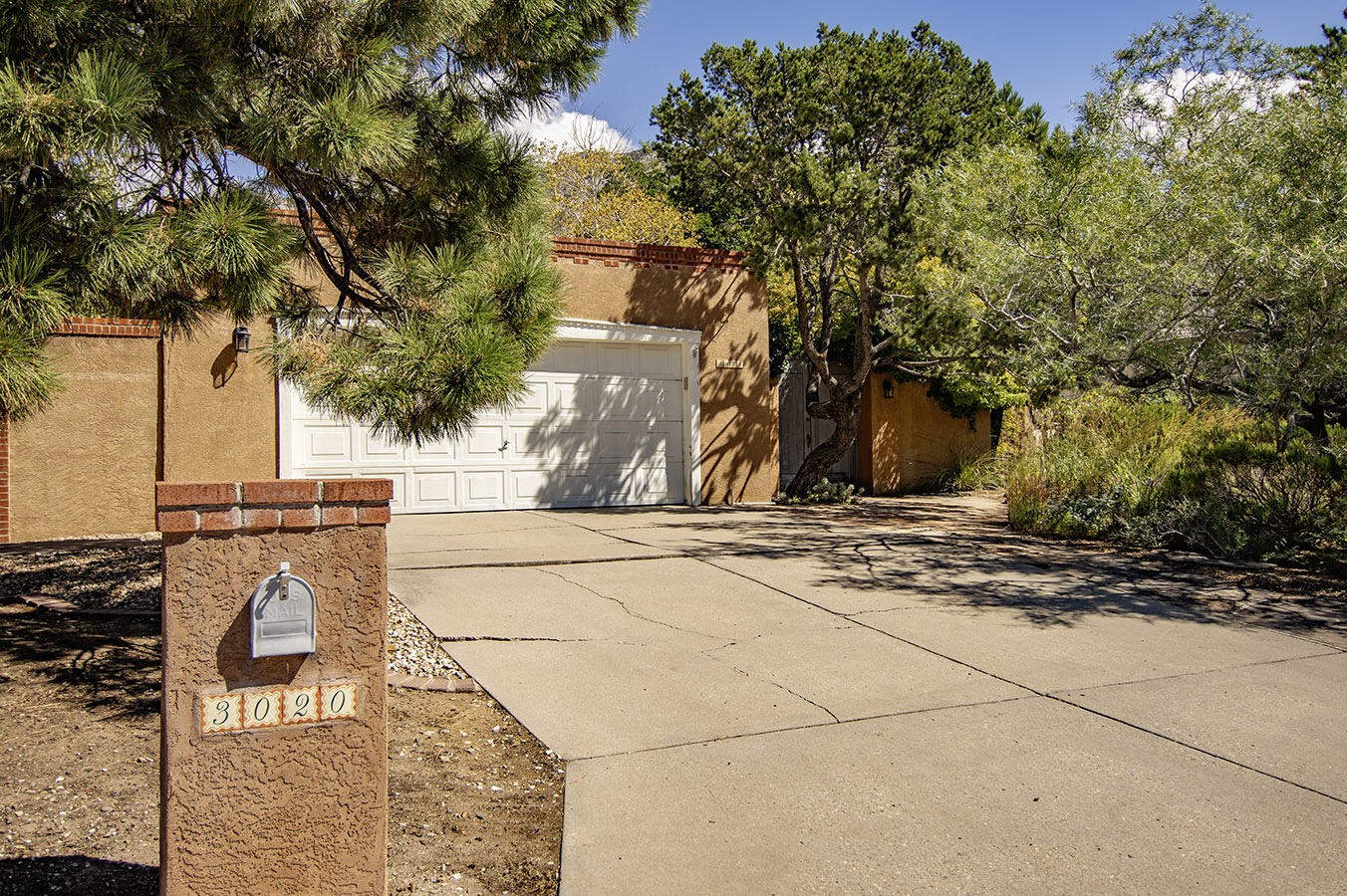 3020 Matador Drive NE