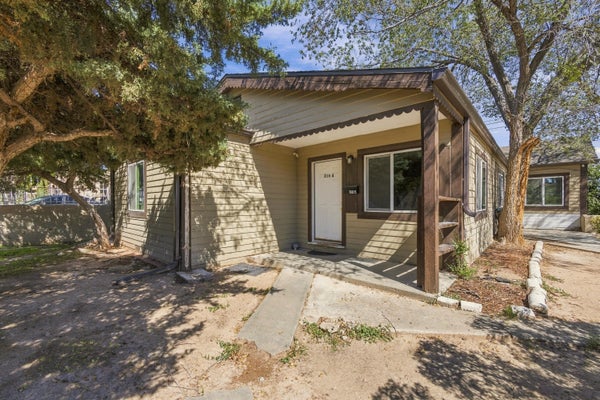216 57TH ST NW, ALBUQUERQUE, NM 87105 - Image 3dd91682deee73dc71ce7dacdc8979ee/1766926579