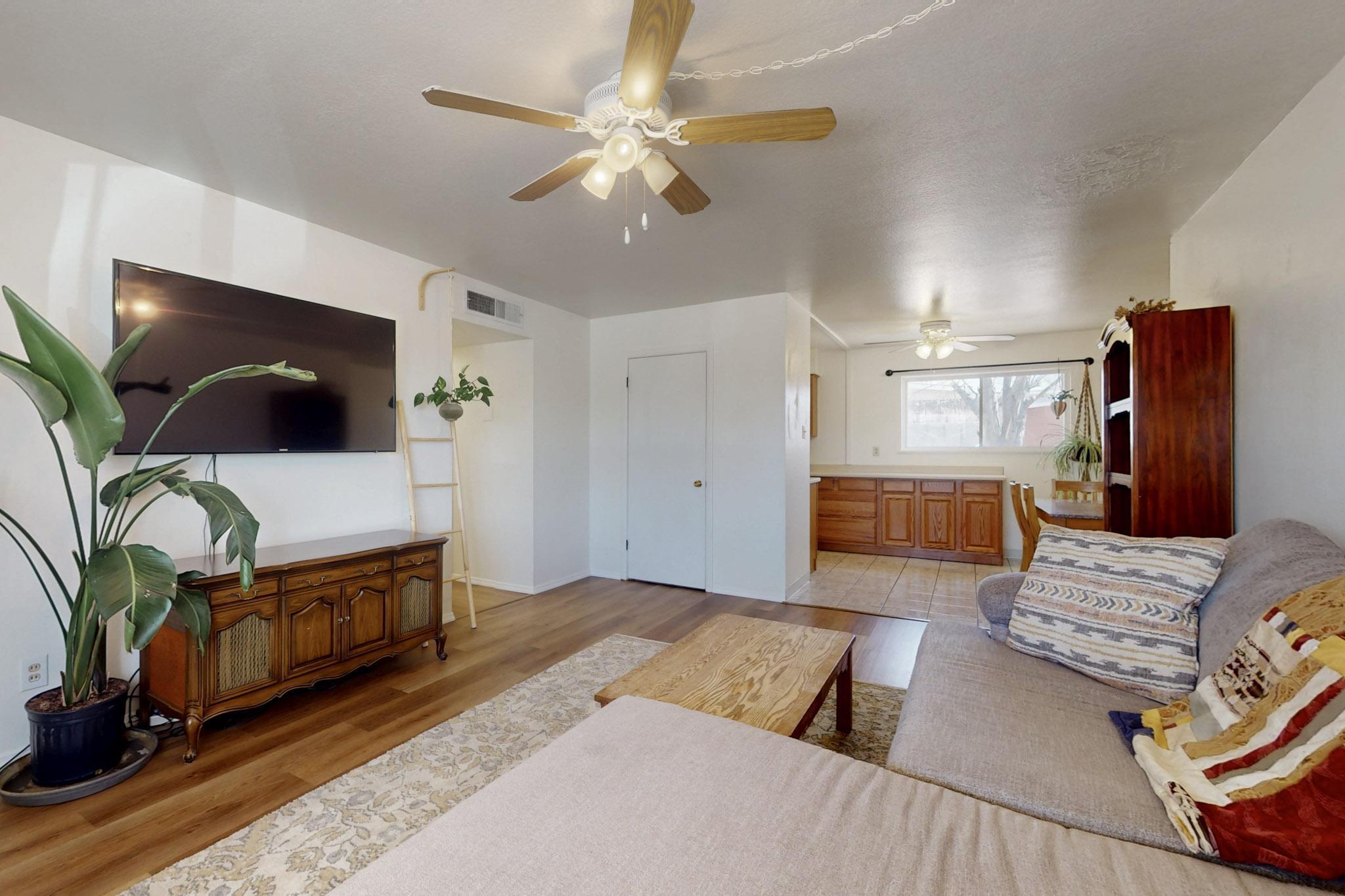 804 Grace Street, Albuquerque, New Mexico image 8