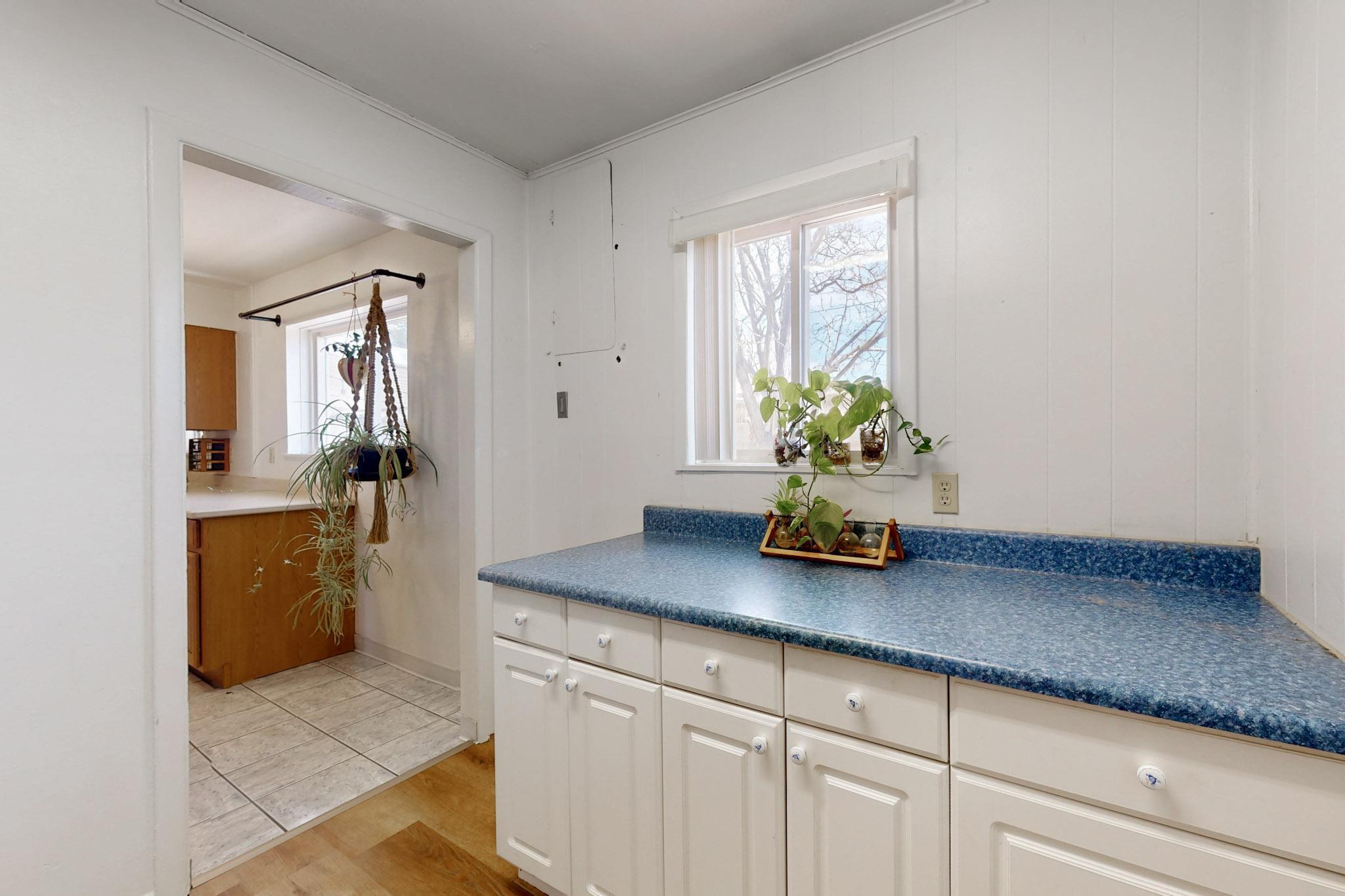 804 Grace Street, Albuquerque, New Mexico image 20