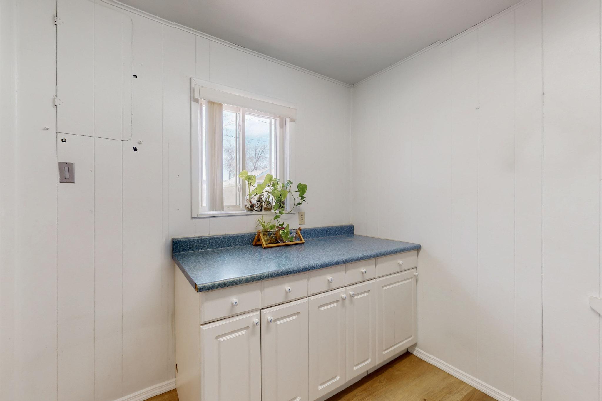 804 Grace Street, Albuquerque, New Mexico image 19
