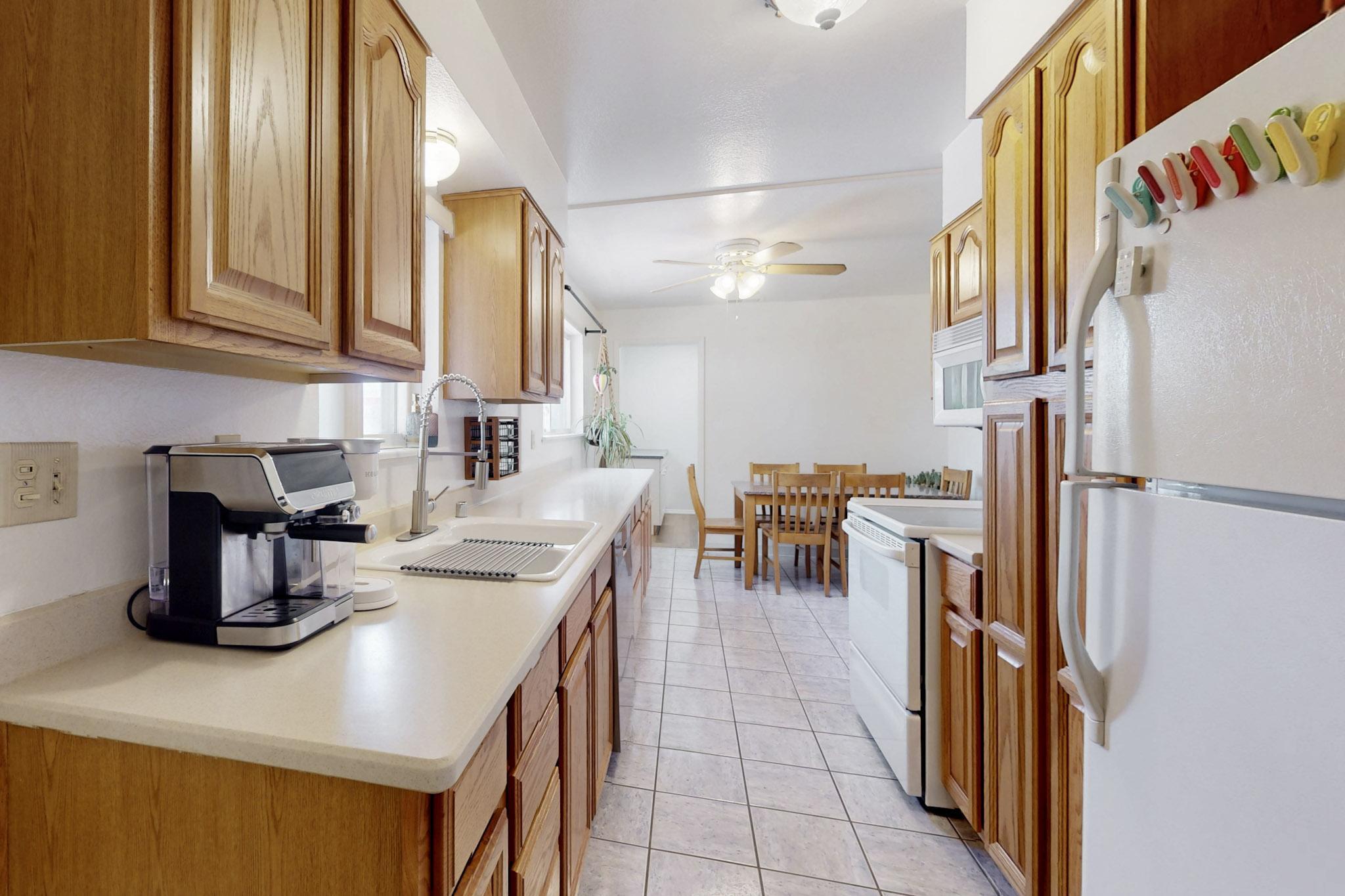 804 Grace Street, Albuquerque, New Mexico image 14