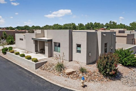 Photo of 900 PASEO LOS COYOTES, Bernalillo, NM 87004 (MLS # 1095869)