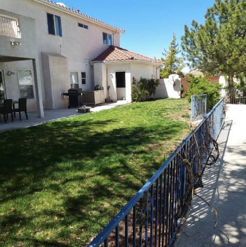Photo of 8808 Vallejo Place NE, Albuquerque, NM 87122 (MLS # 1110403)