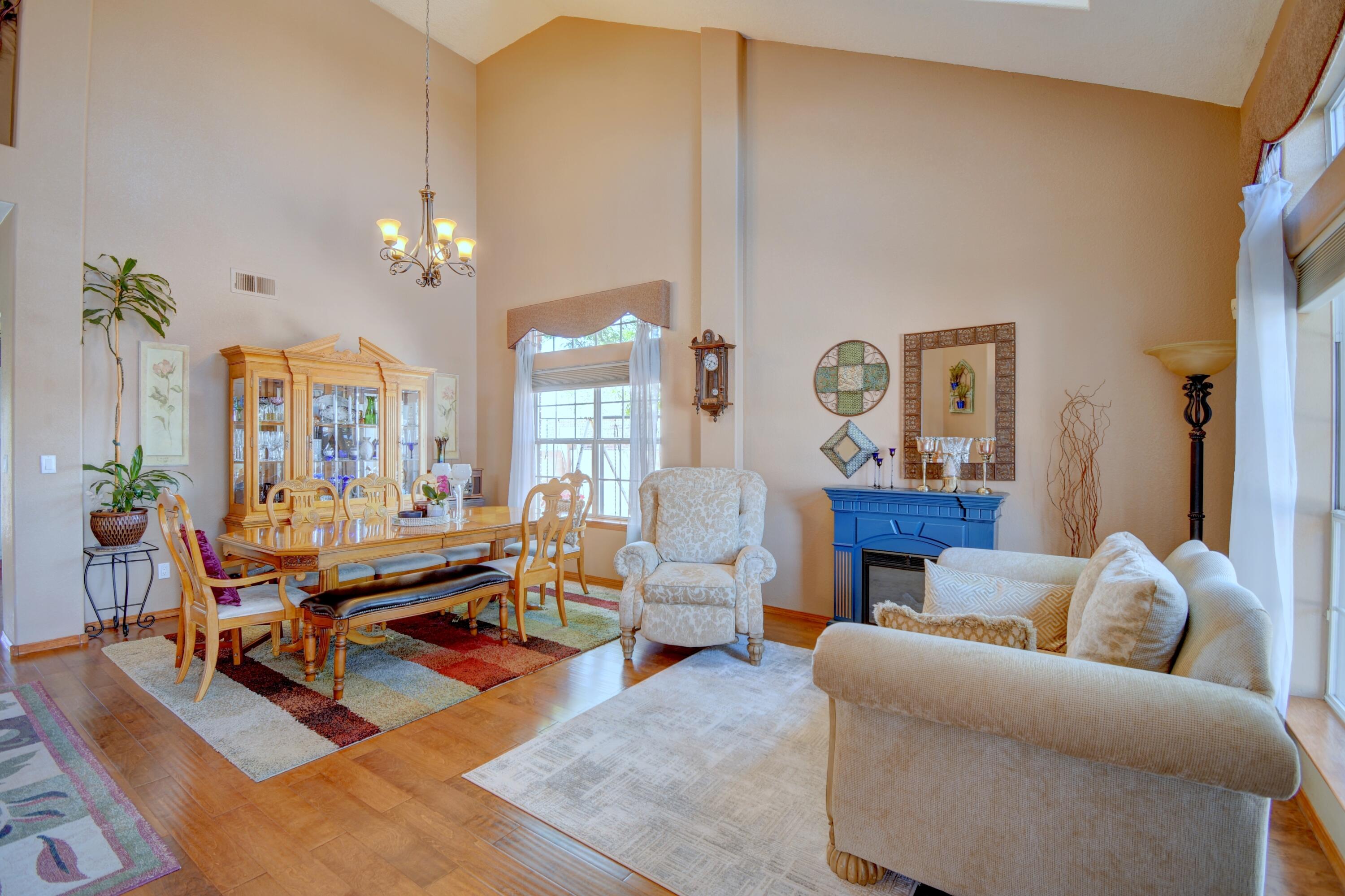 1218 Broadview Loop, Los Lunas, New Mexico image 3