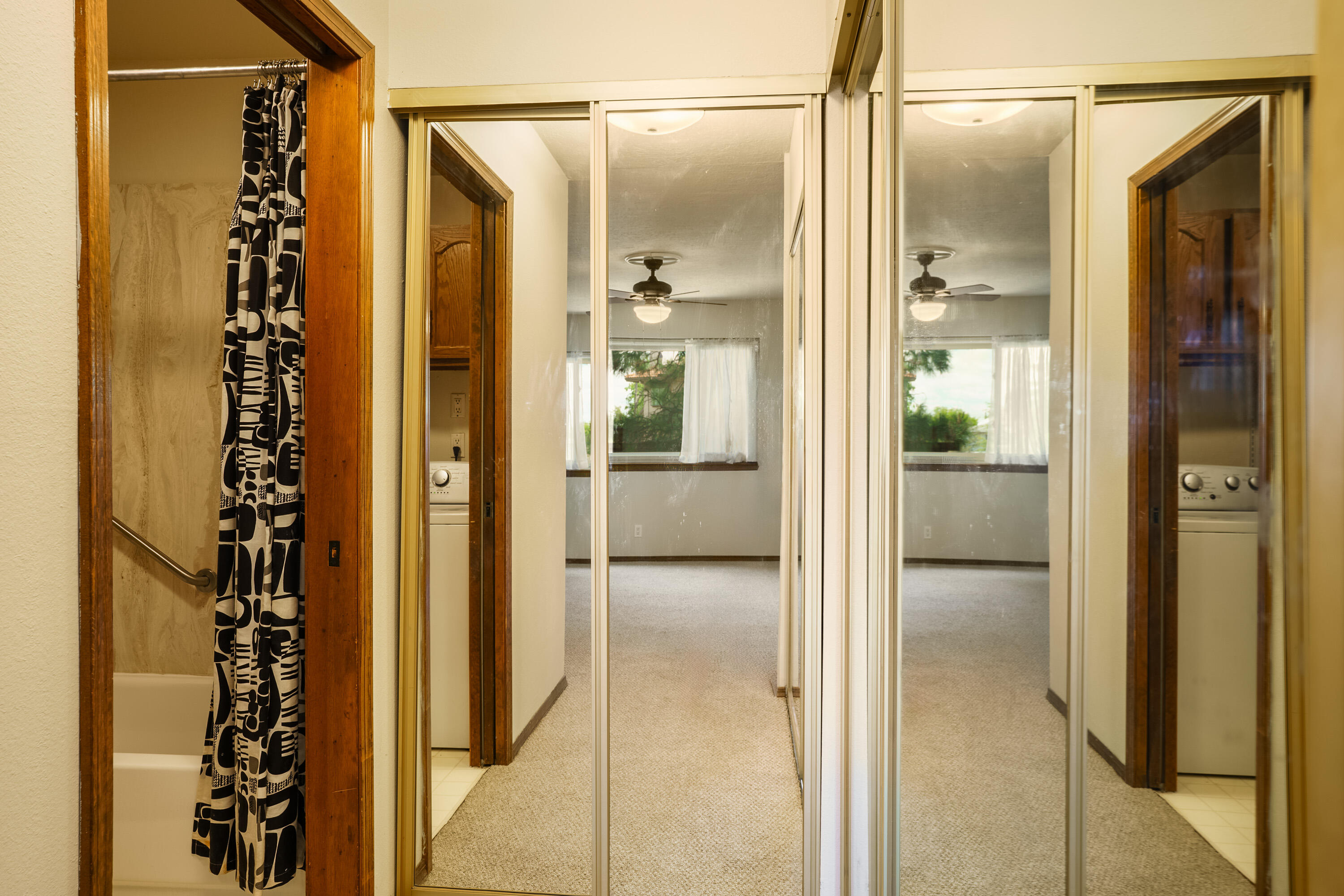 6045 Mckinney Drive, Albuquerque, New Mexico image 21