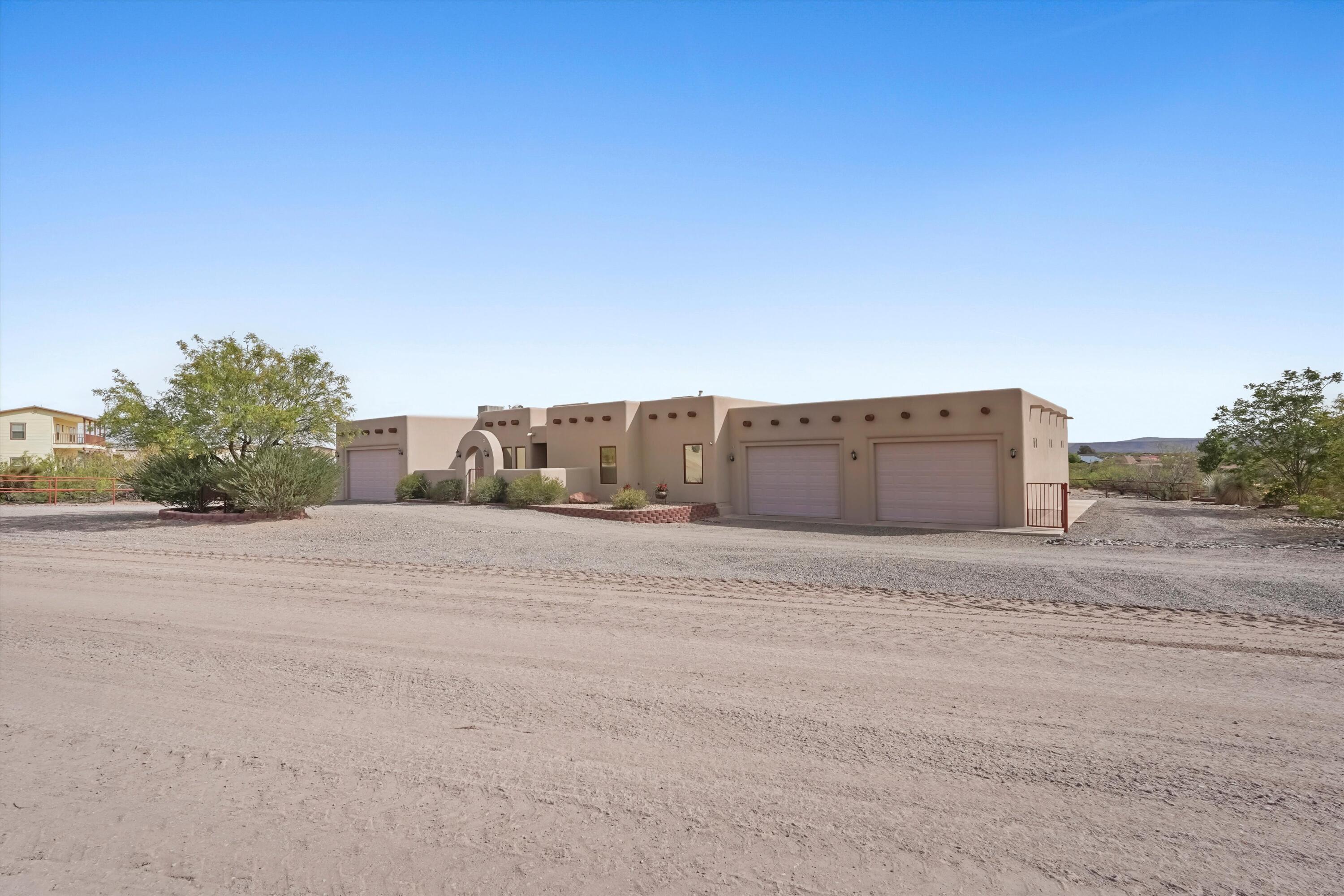 401 Roadrunner Circle