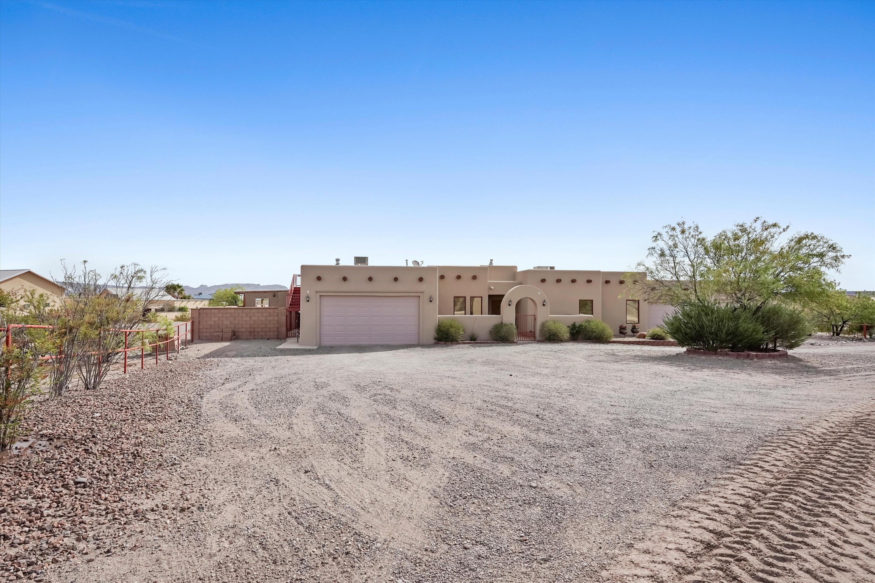 401 Roadrunner Circle