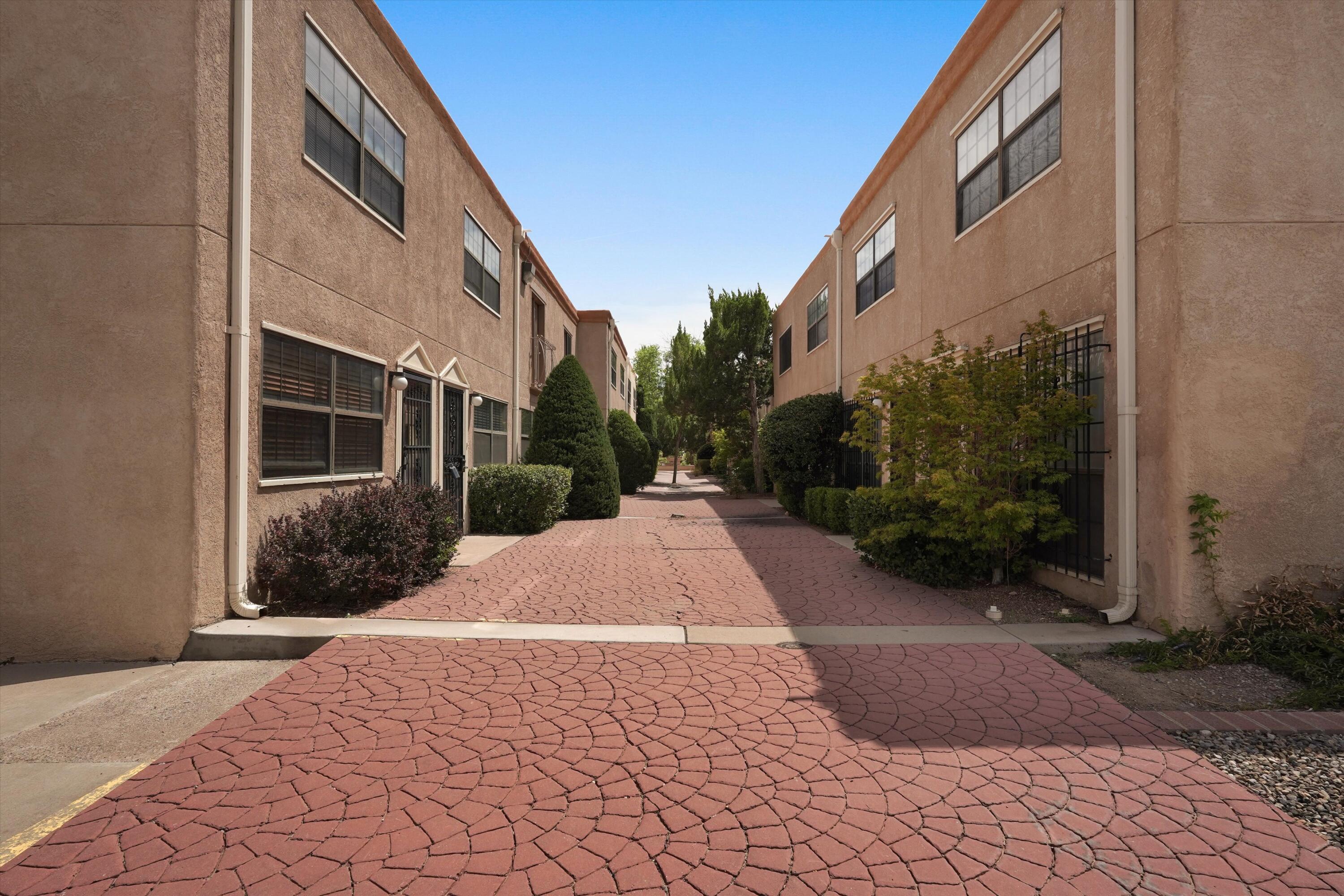 6041 Sequoia Road NW D14
